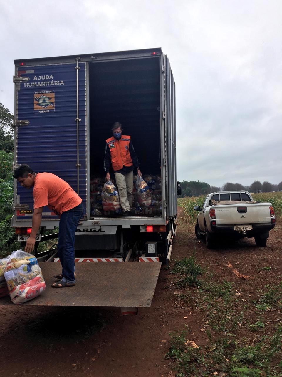 Defesa Civil Estadual apoia FUNAI na entrega de cestas básicas em aldeias indígenas no Paraná. Foto:Defesa Civil