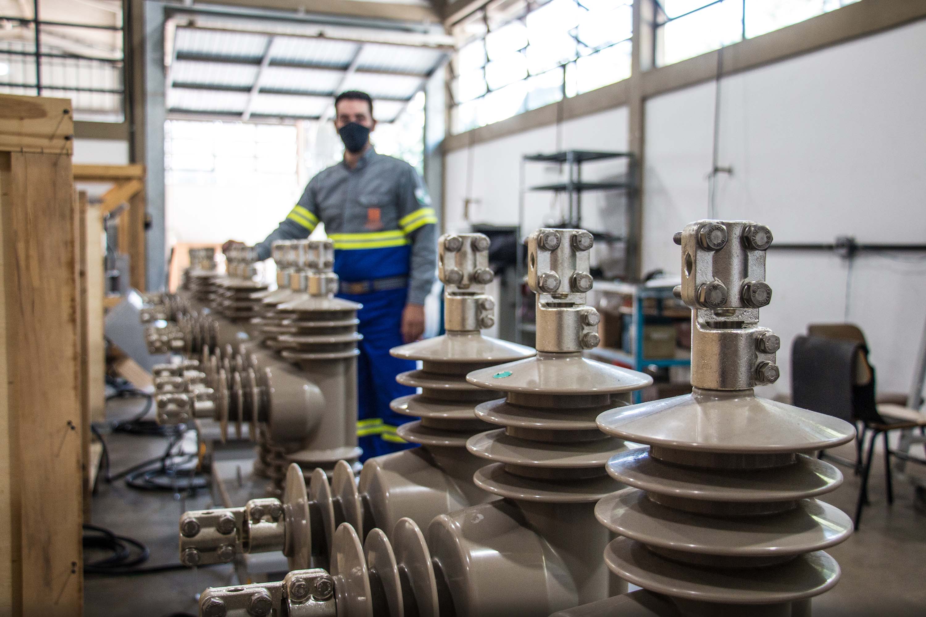 Copel investe R$300 milhões em modernização da rede elétrica
. Foto:Copel