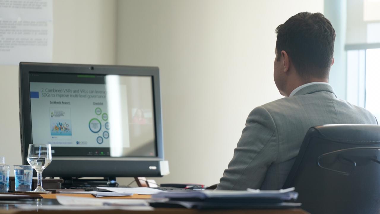 O Governo do Paraná publica este mês um documento com a adequação e resultados das metas e indicadores dos Objetivos de Desenvolvimento Sustentável (ODS), reforçando o compromisso do Estado com a Agenda 2030 da ONU