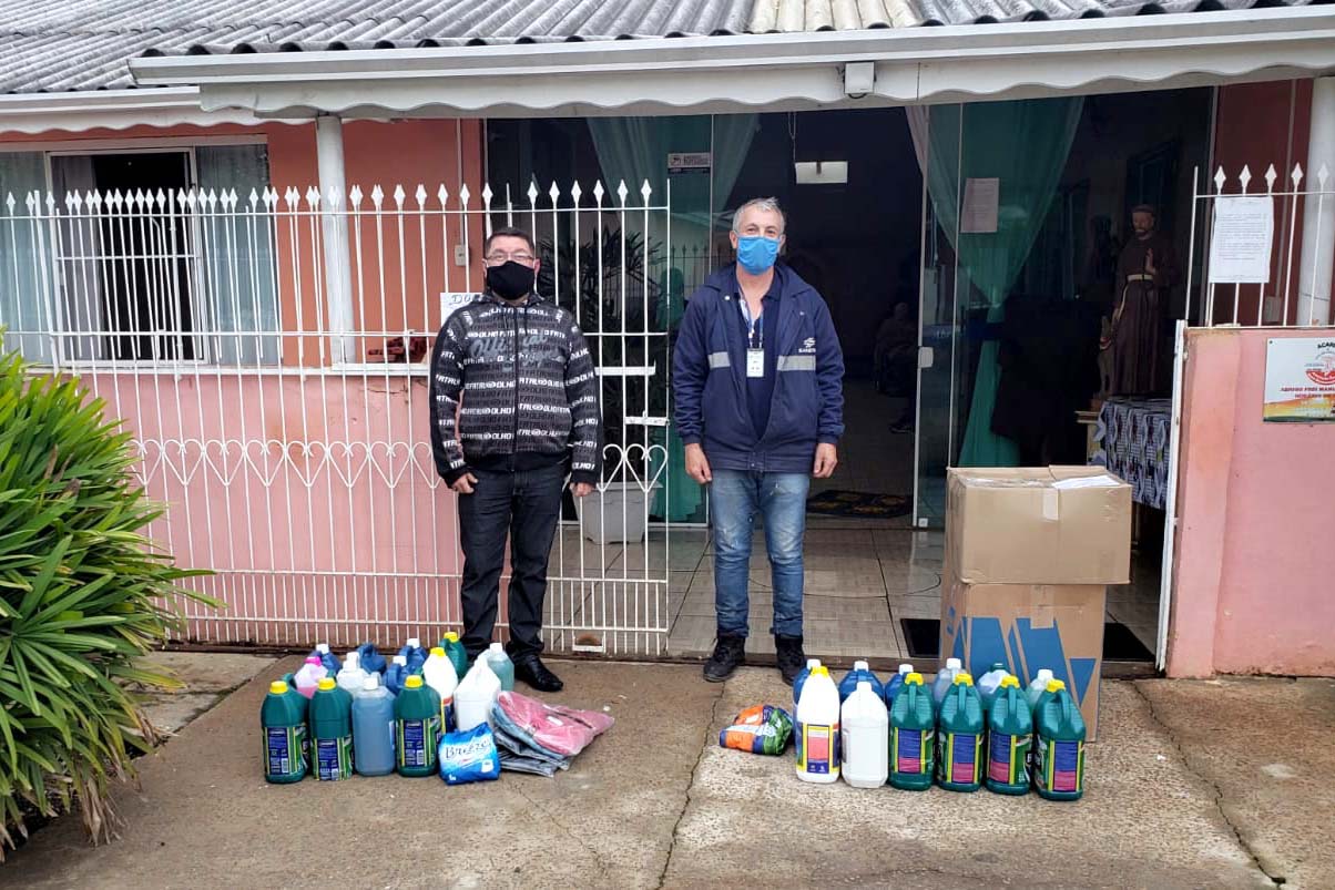 Empregados da Sanepar em União da Vitória encontraram um jeito de continuar sendo solidários mesmo durante a pandemia