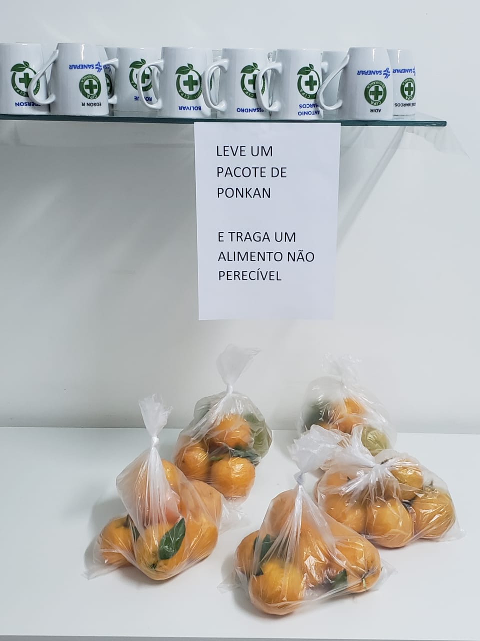 Empregados da Sanepar em União da Vitória encontraram um jeito de continuar sendo solidários mesmo durante a pandemia