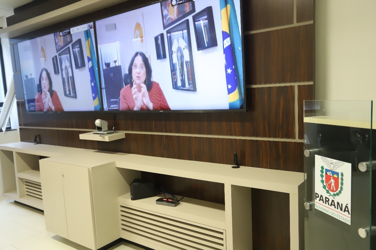 A Secretaria da Justiça, Família e Trabalho do Paraná transmitiu nesta quinta-feira, uma “Live” apresentando o 4º Seminário de Enfrentamento ao Tráfico de Pessoas. FOTO:SEJUF