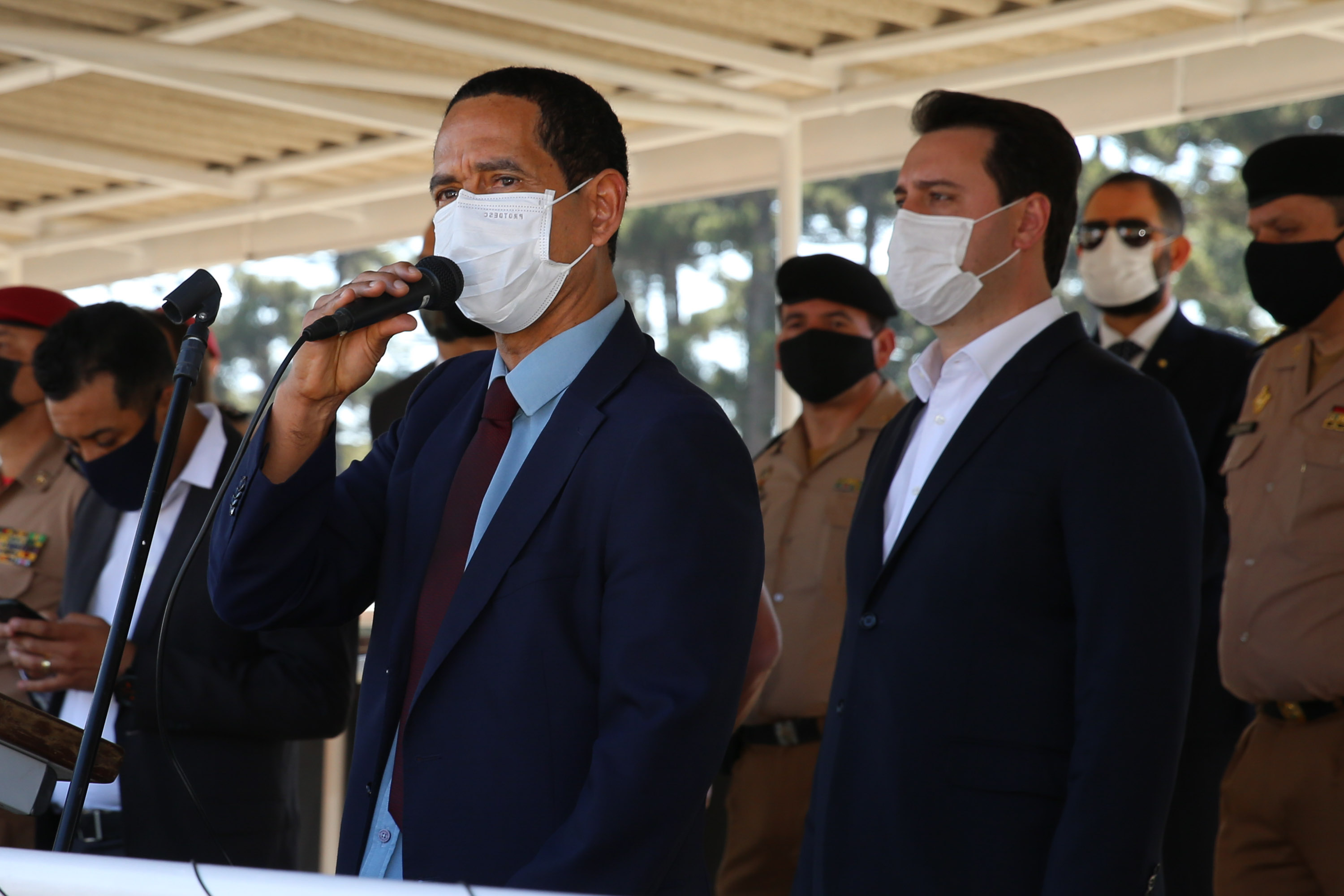 O Governador Carlos Massa Ratinho Junior entrega nesta segunda-feira (10/08), a reforma, melhorias e ampliacao da Academia Policial Militar do Guatupê - bloco 3 e novas  viaturas.  Curitiba, 10/08/2020 - Foto: Geraldo Bubniak/AEN