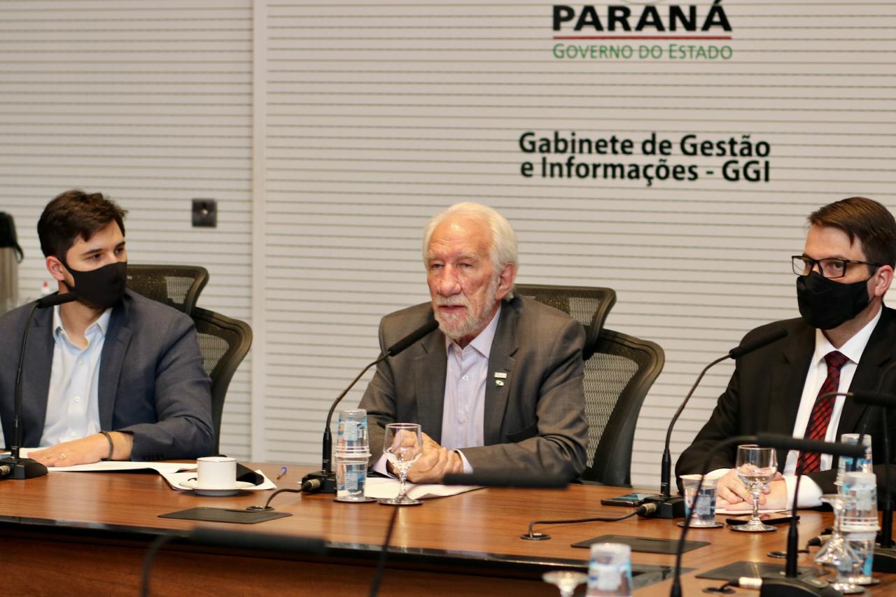 O Governo do Estado é o articulador de uma iniciativa tocada pelo Senac para contratação de jovens aprendizes para empresas de base tecnológica ou interessadas em inovação. O lançamento oficial do programa aconteceu nesta quinta-feira (10), no Palácio Iguaçu, e contou com participação do vice-governador Darci Piana. Foto: Camila Tonett