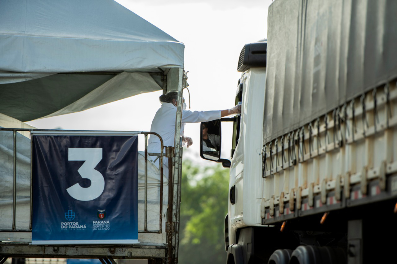 Portos do Paraná têm ações contínuas voltadas aos caminhoneiros