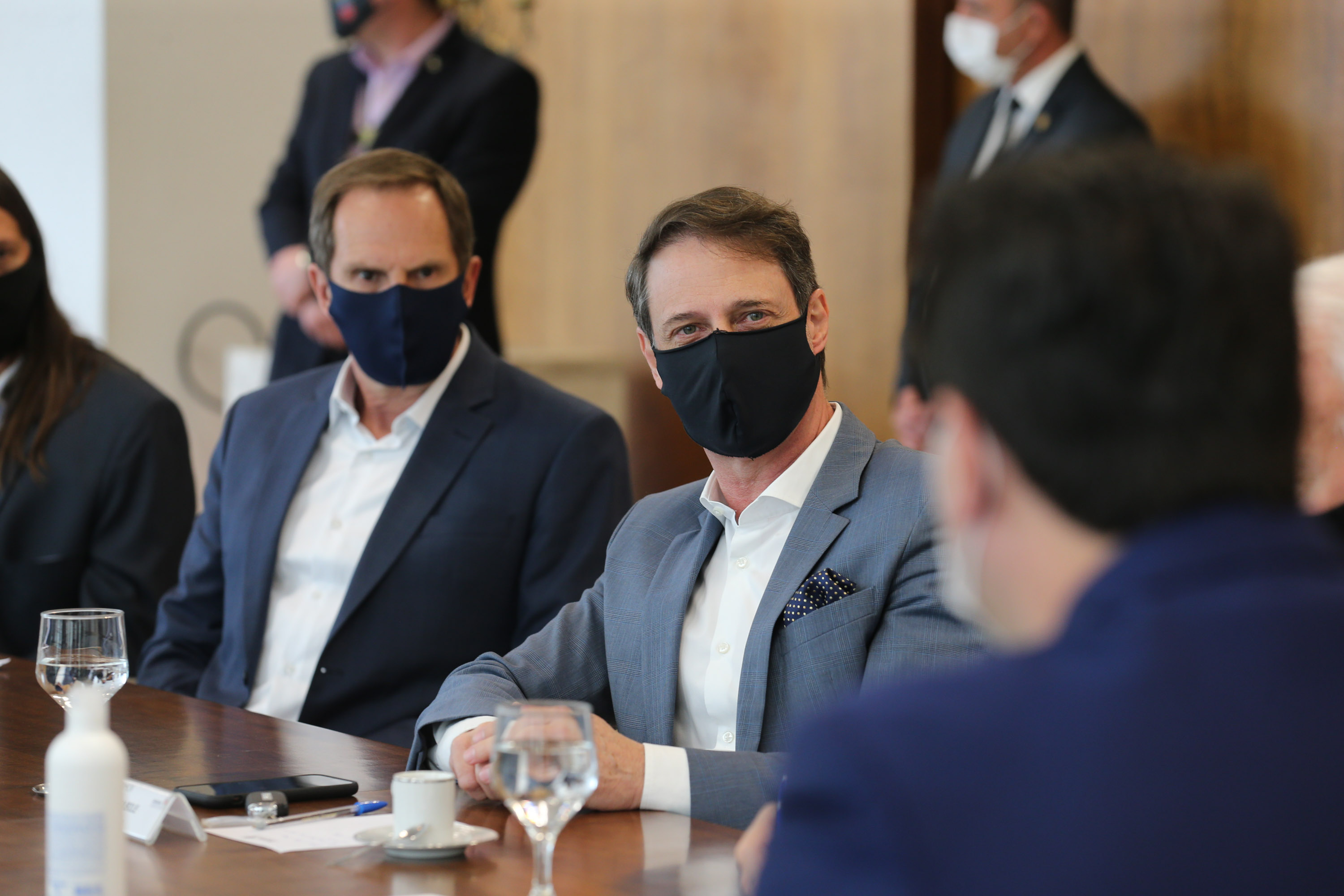 O Governador Carlos Massa Ratinho Junior assina, nesta segunda-feira (21), convenio com a Fundação O Boticário representada pelo CEO do Grupo,  Artur Grynbaum.  Curitiba, 21/09/2020. Foto: Geraldo Bubniak/AEN