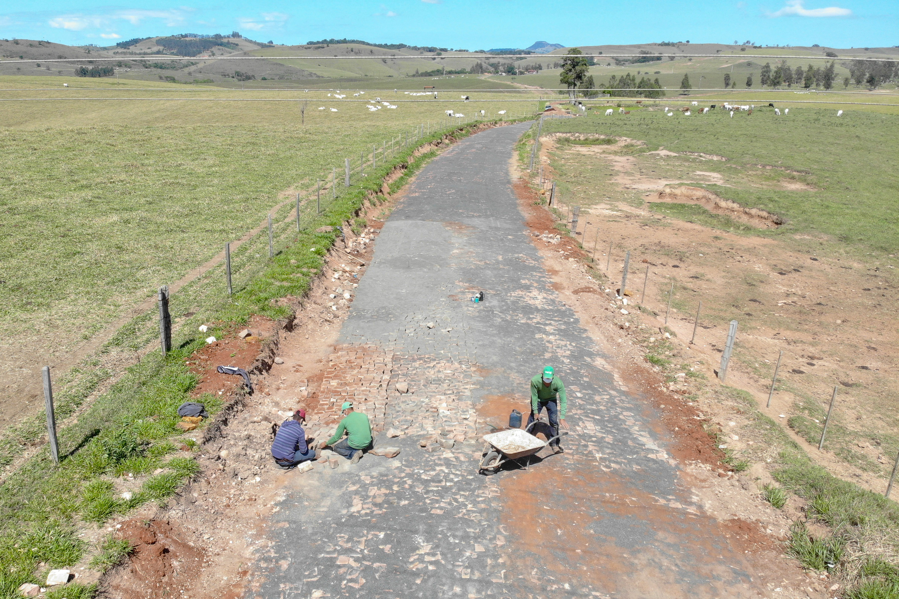 Estradas vão fomentar turismo e agronegócio em Ribeirão Claro.Foto Gilson Abreu/AEN