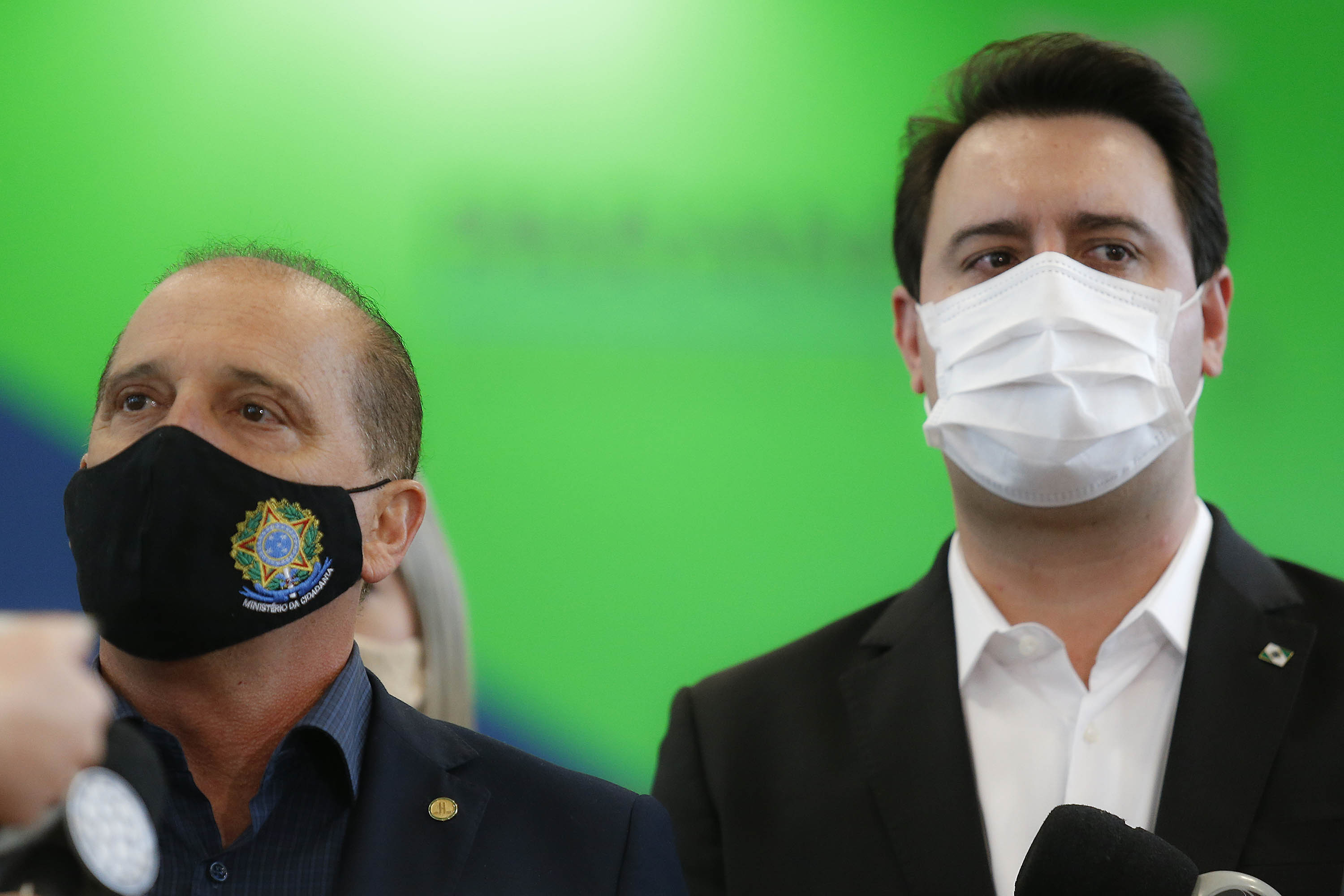 Curitiba-09-10-2020 - O governador Carlos Massa Ratinho Junior e o ministro da Cidadania, Onyx Lorenzoni, anunciam nesta sexta-feira mais um milhão e 800 mil reais para o Programa de Aquisição de Alimentos. A ação beneficia milhares de agricultores familiares locais e pessoas que se encontram em situação de vulnerabilidade social. Dos 399 municípios do Estado, 118 executam o PAA - Foto : Jonathan Campos / AEN