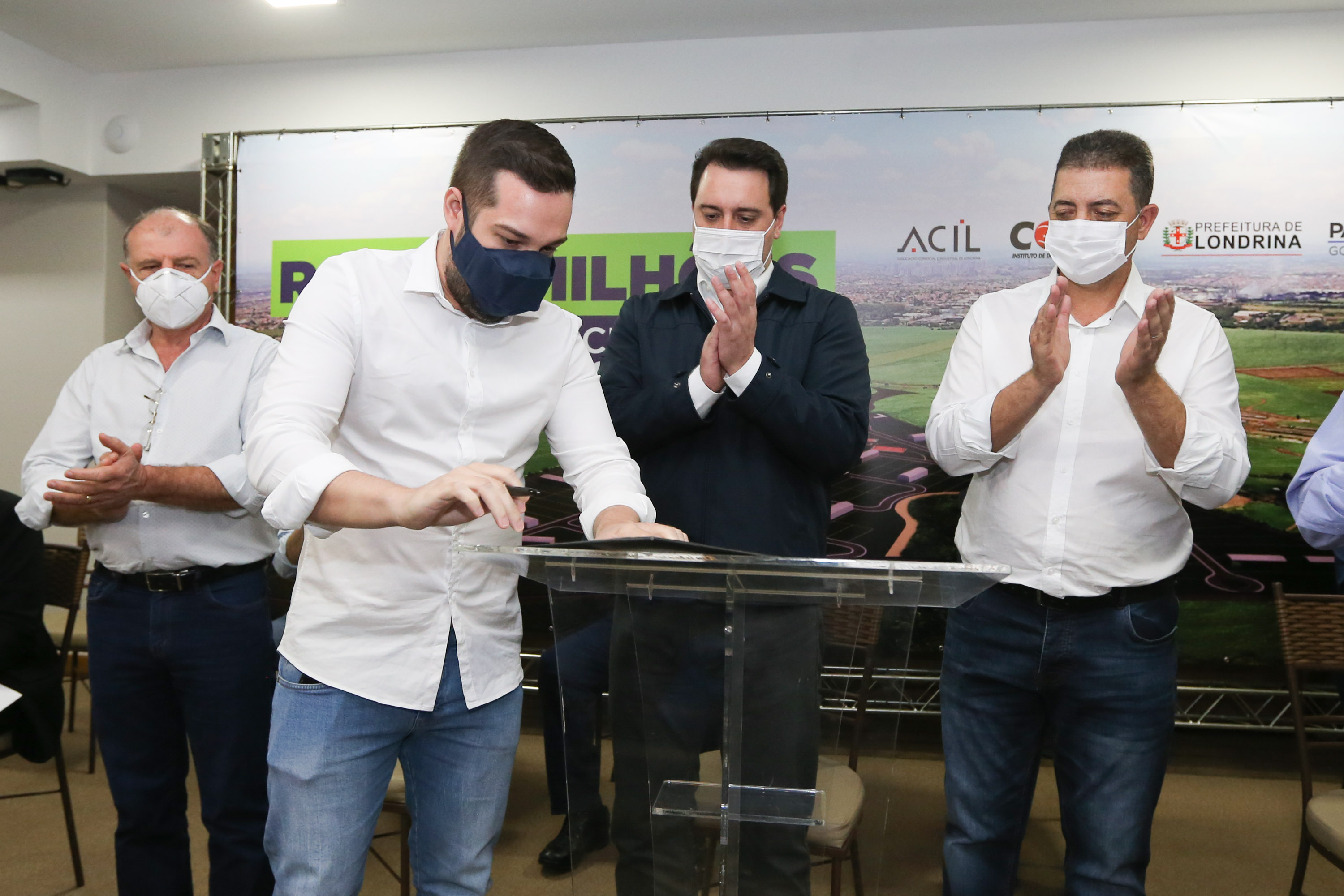 O governador Carlos Massa Ratinho Junior libera, nesta quinta-feira (15), recursos para a instalação da Cidade Industrial de Londrina