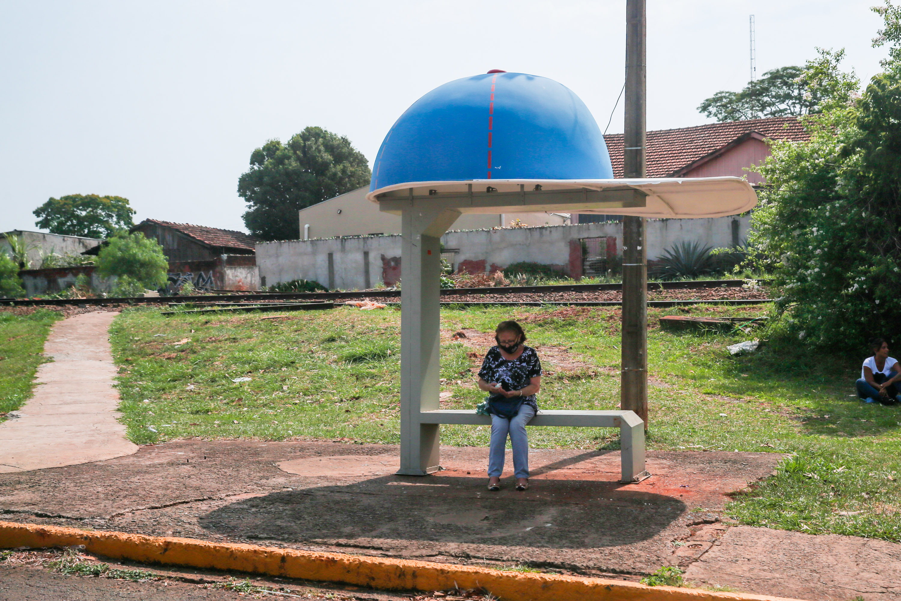 FEITO NO PARANA - Apucarana Capital do Bone.Conhecida e reconhecida como a capital nacional do boné, a cidade de Apucarana fica no norte do Paraná  concentra de 70% a 80% de toda a produção de bonés no Brasil. A produção de bonés é responsável pela grande parte da geração de empregos diretos e indiretos neste polo.05/10/2020 - Foto: Geraldo Bubniak/AEN