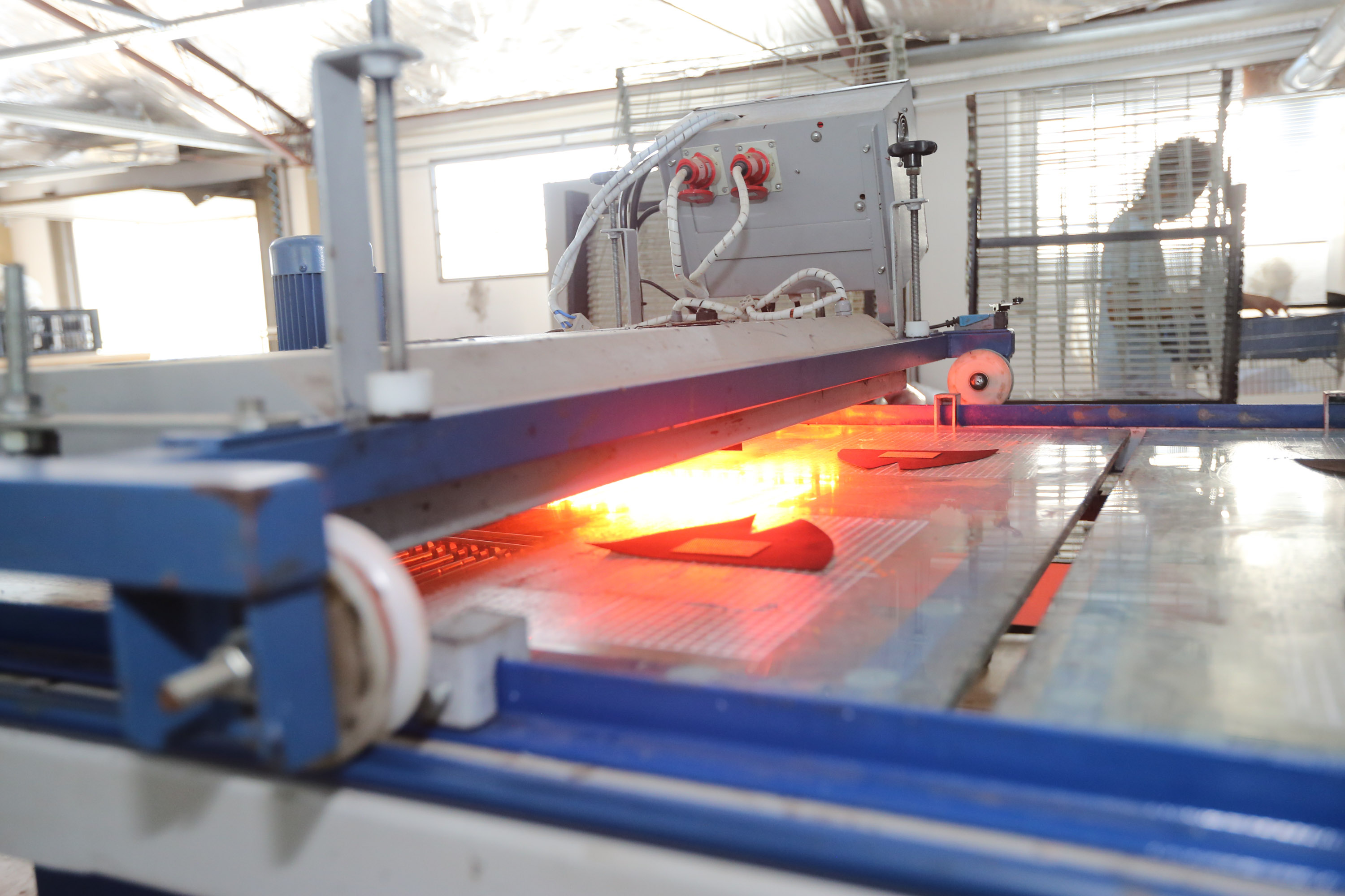 FEITO NO PARANA - Apucarana Capital do Bone.Blue Ocean Confecções em Apucarana05/10/2020 - Foto: Geraldo Bubniak/AEN