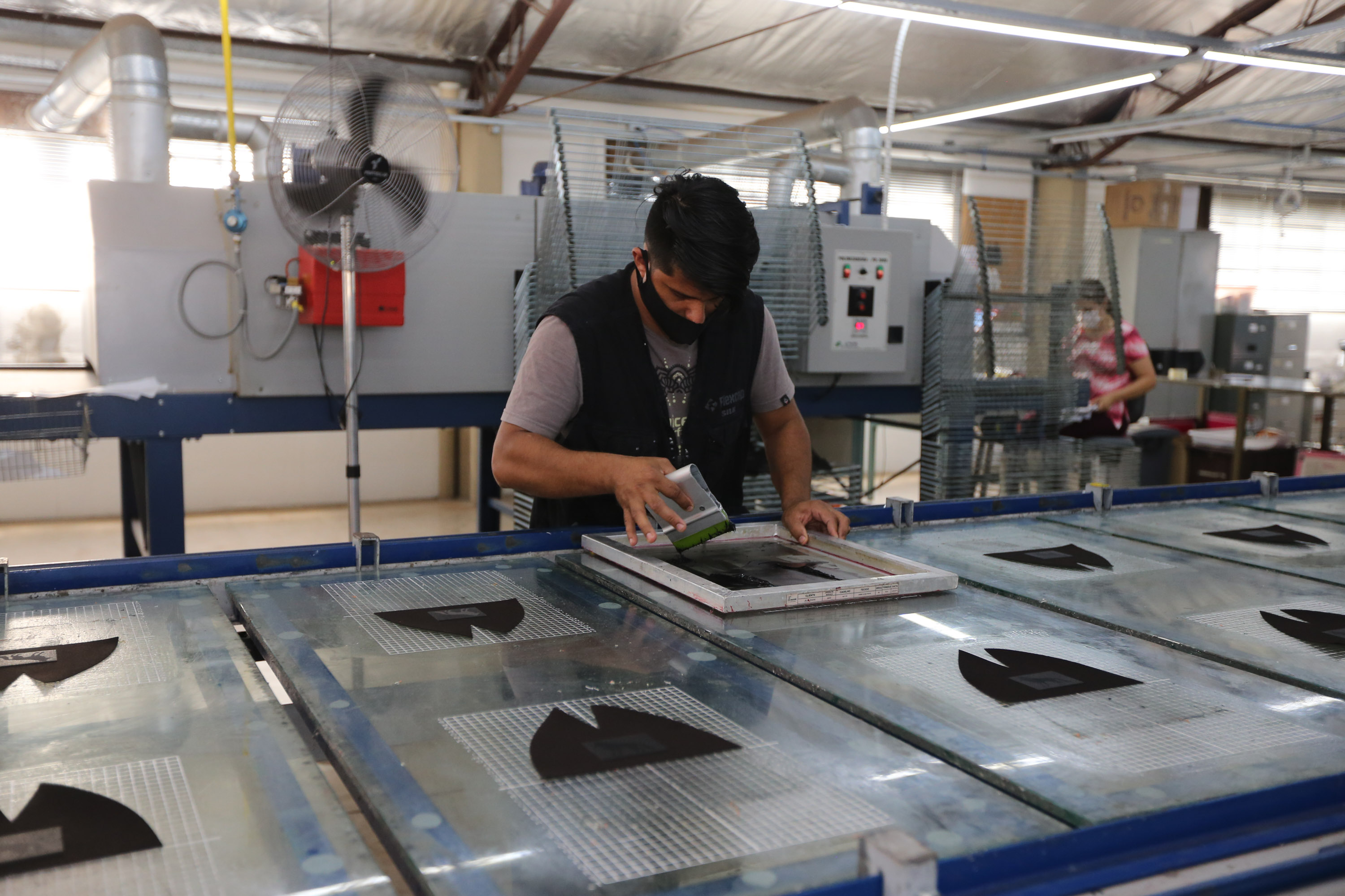 FEITO NO PARANA - Apucarana Capital do Bone.Blue Ocean Confecções em Apucarana05/10/2020 - Foto: Geraldo Bubniak/AEN