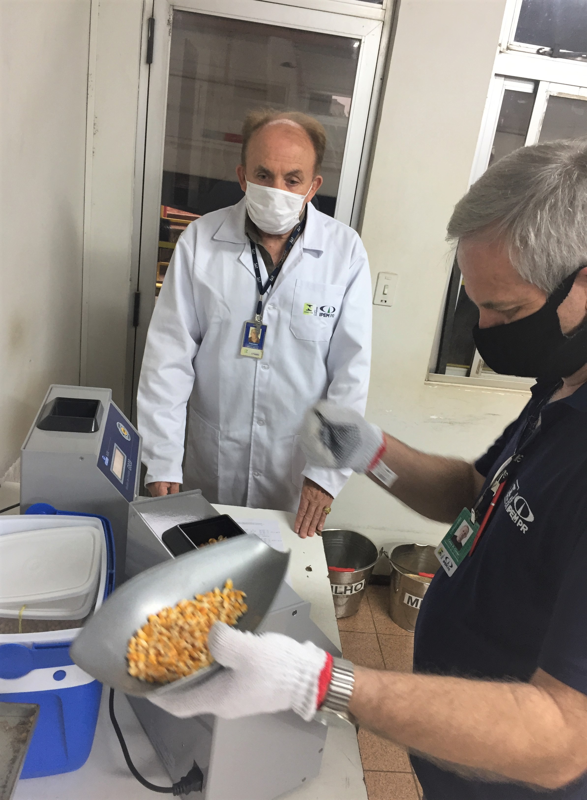 IPEM-PR verifica medidores de umidade de grãos em cooperativas e moinhos. Foto: Ipem