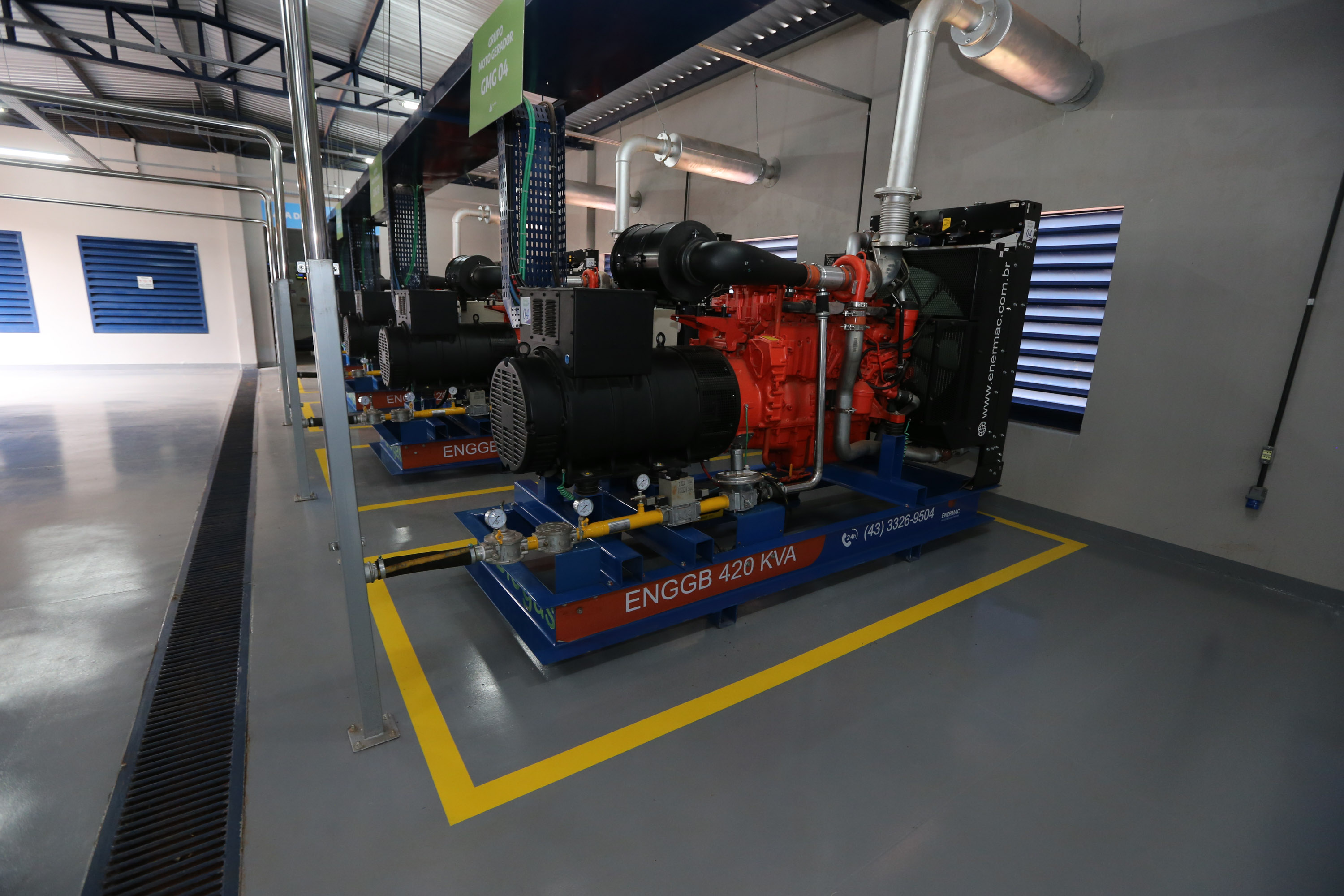 O governador Carlos Massa Ratinho Junior participa nesta quinta-feira (29) da inauguração da usina híbrida EnerDinBo, em Ouro Verde do Oeste. A geradora utilizará a luz do sol e dejetos da suinocultura para produzir energia elétrica. O investimento privado foi de R$ 12 milhões.Ouro Verde do Oeste, 29/10/2020 - Foto: Geraldo Bubniak/AEN