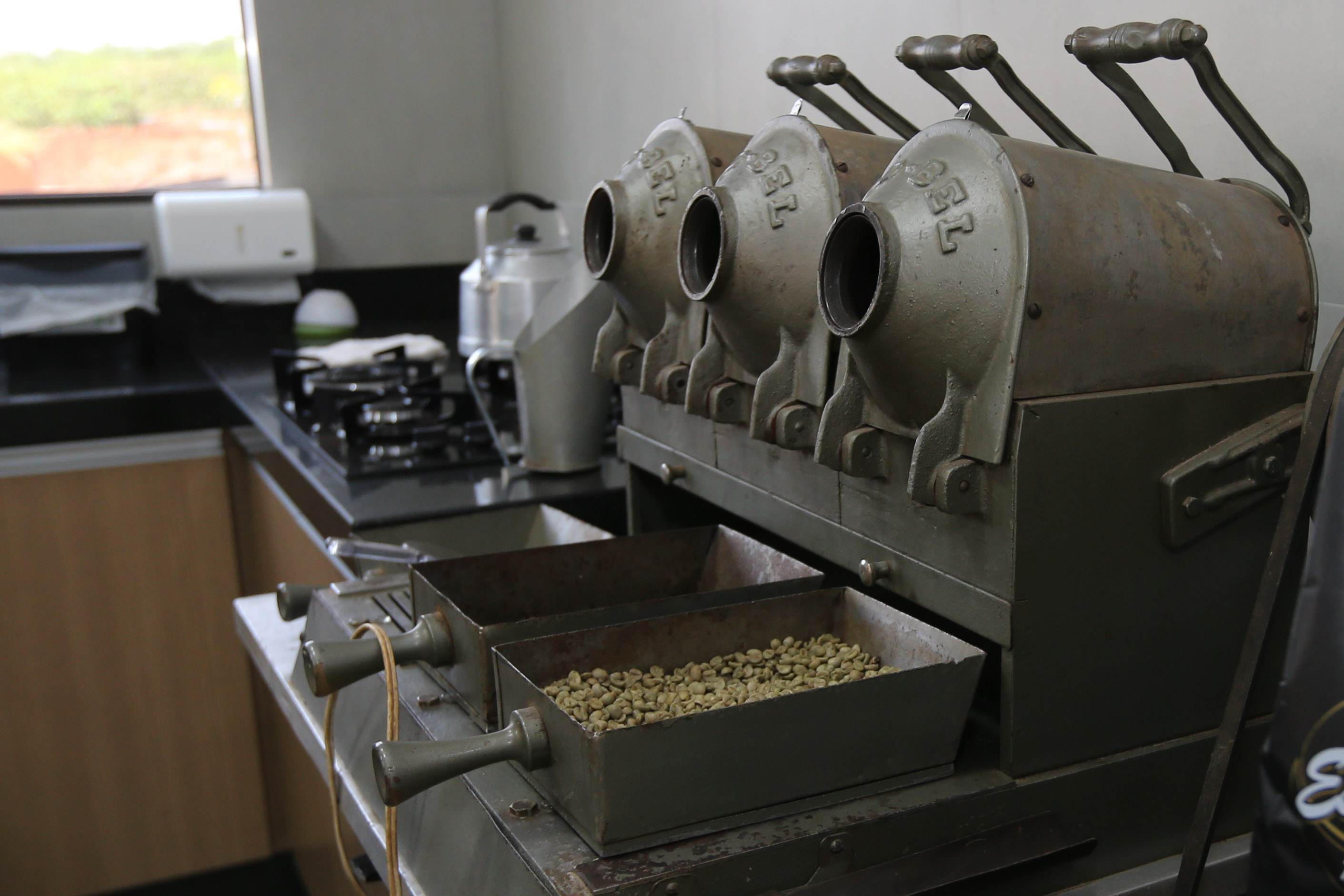 FEITO NO PARANA - Fabrica do Café Bela Esperança da cidade de Mandaguari.06/10/2020 - Foto: Geraldo Bubniak/AEN