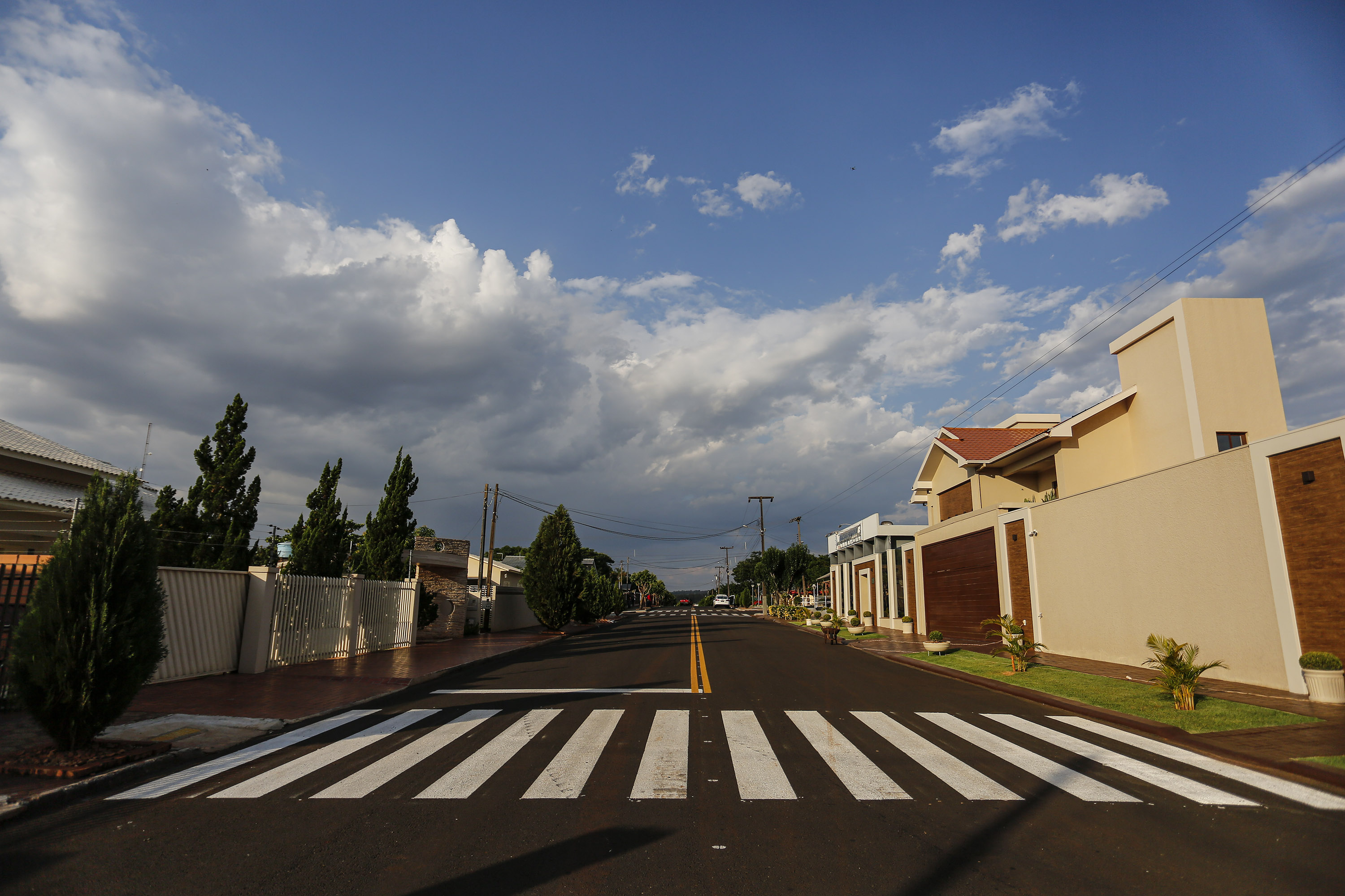 Missal - 21-10-2020 - Pavimentação asfaltica no distrito de Dom Armando em Missal- Foto : Jonathan Campos / AEN