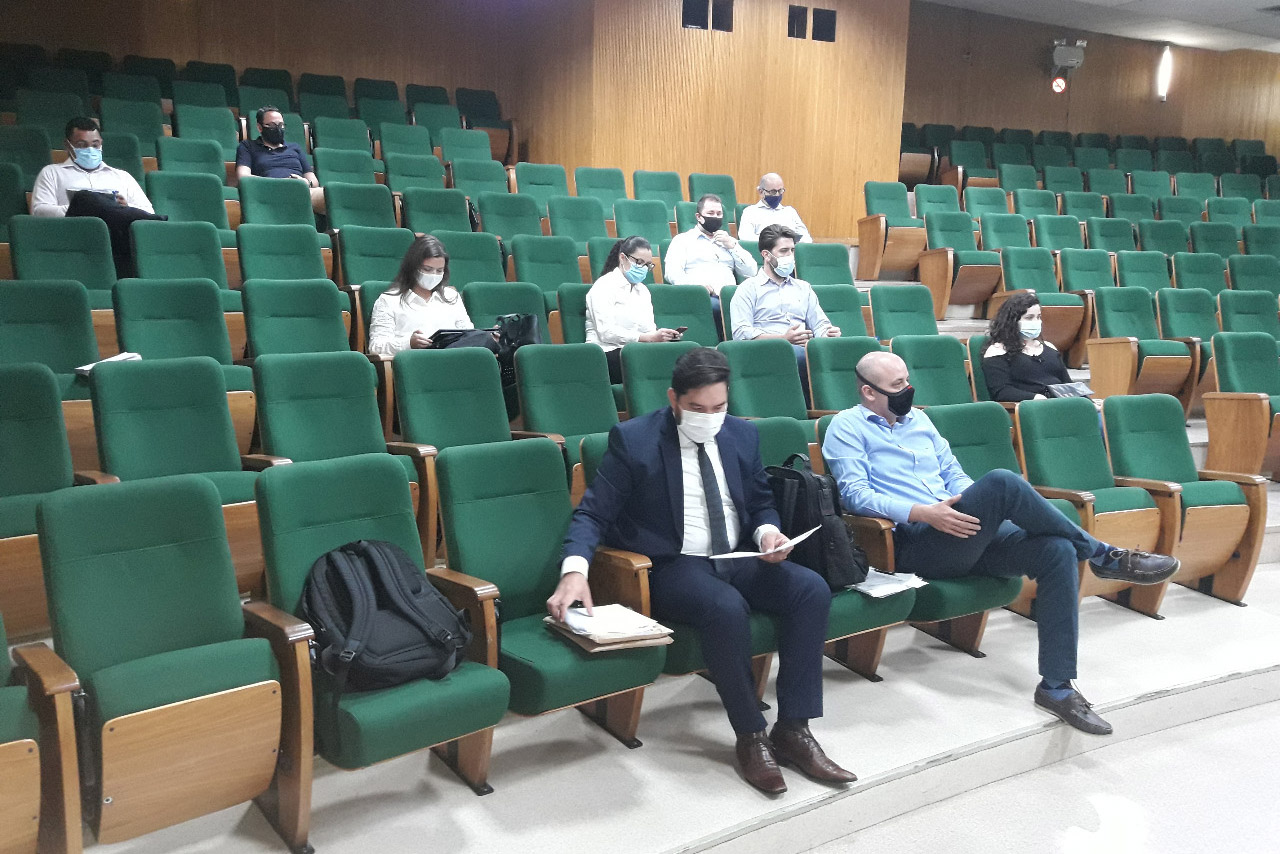 Duas empresas disputam a concessão do ferry-boat de Guaratuba
. Foto:DER