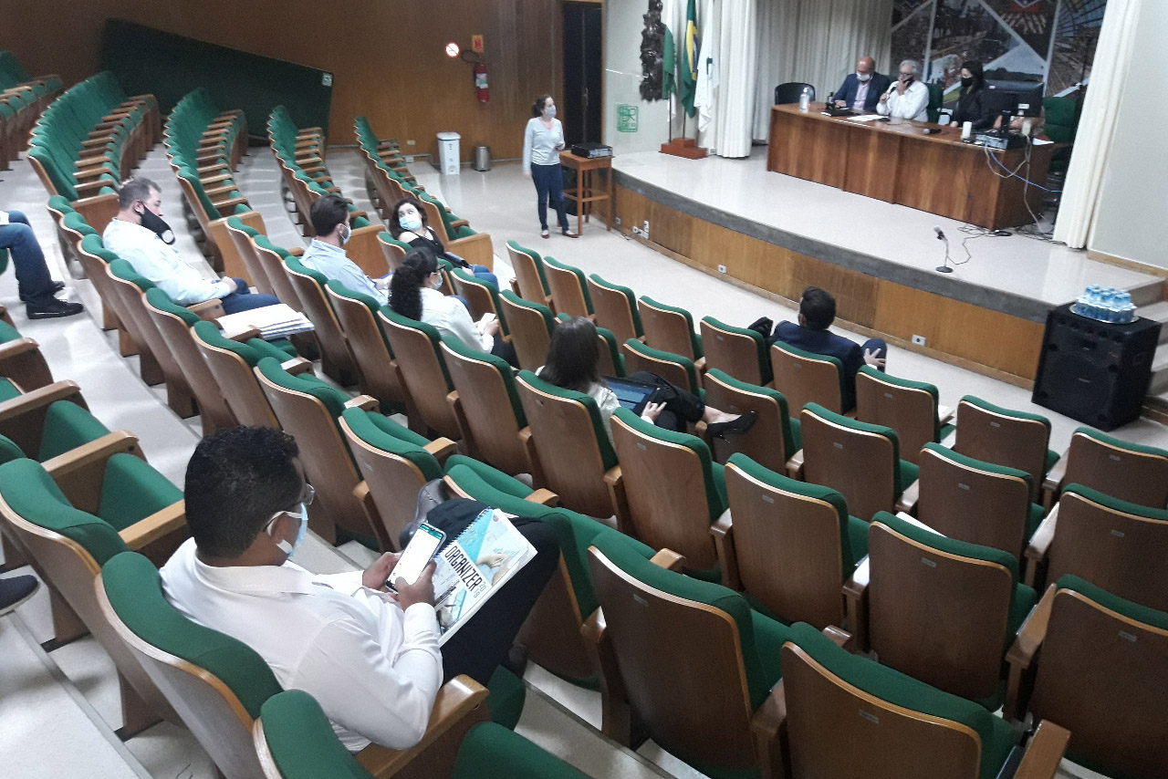 Duas empresas disputam a concessão do ferry-boat de Guaratuba
. Foto:DER