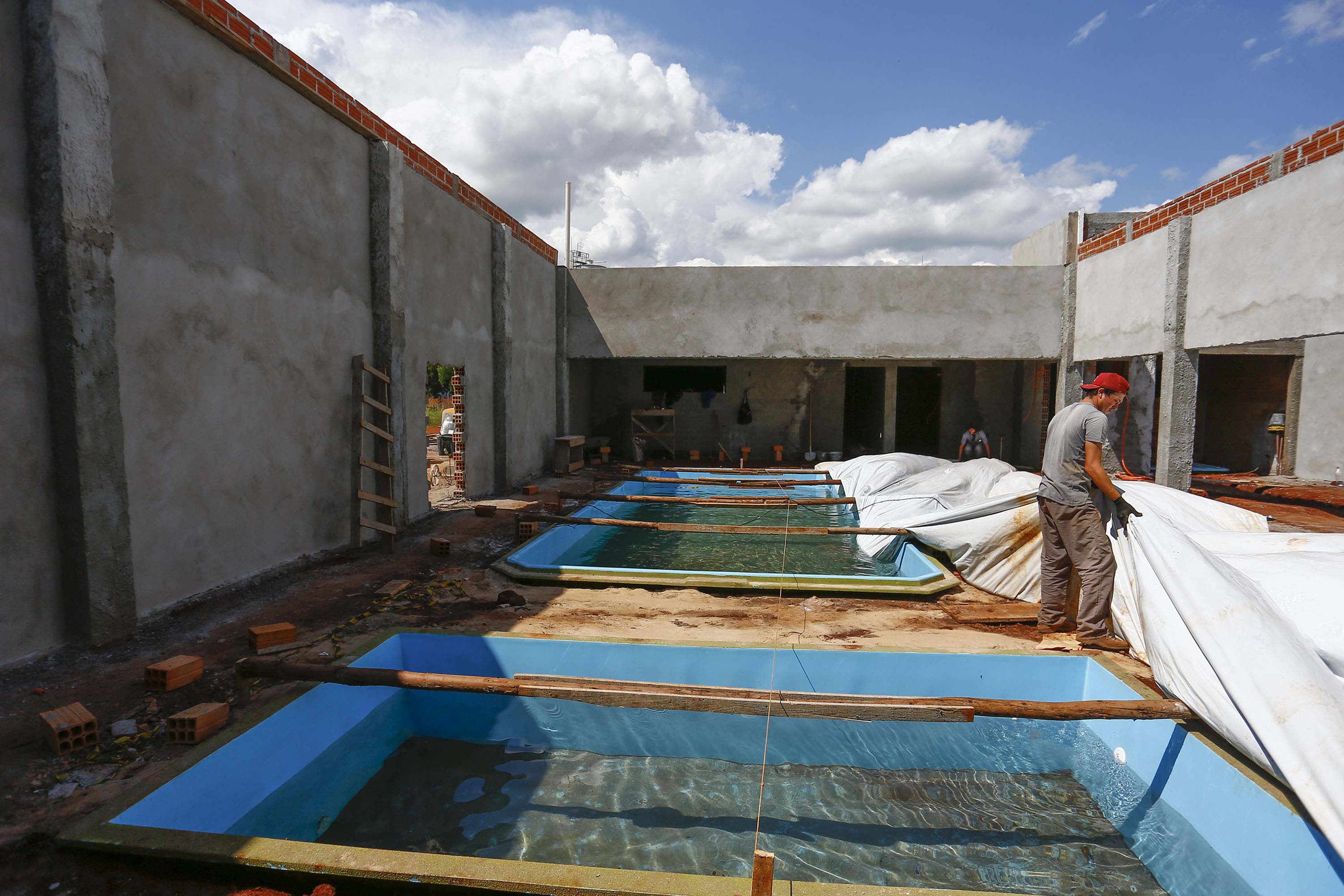 SANTA TEREZA DO OESTE - 02-12-2020 - OBRAS - PISCINA DE HIDROGINASTICA -   Foto: Jonathan Campos/ AEN