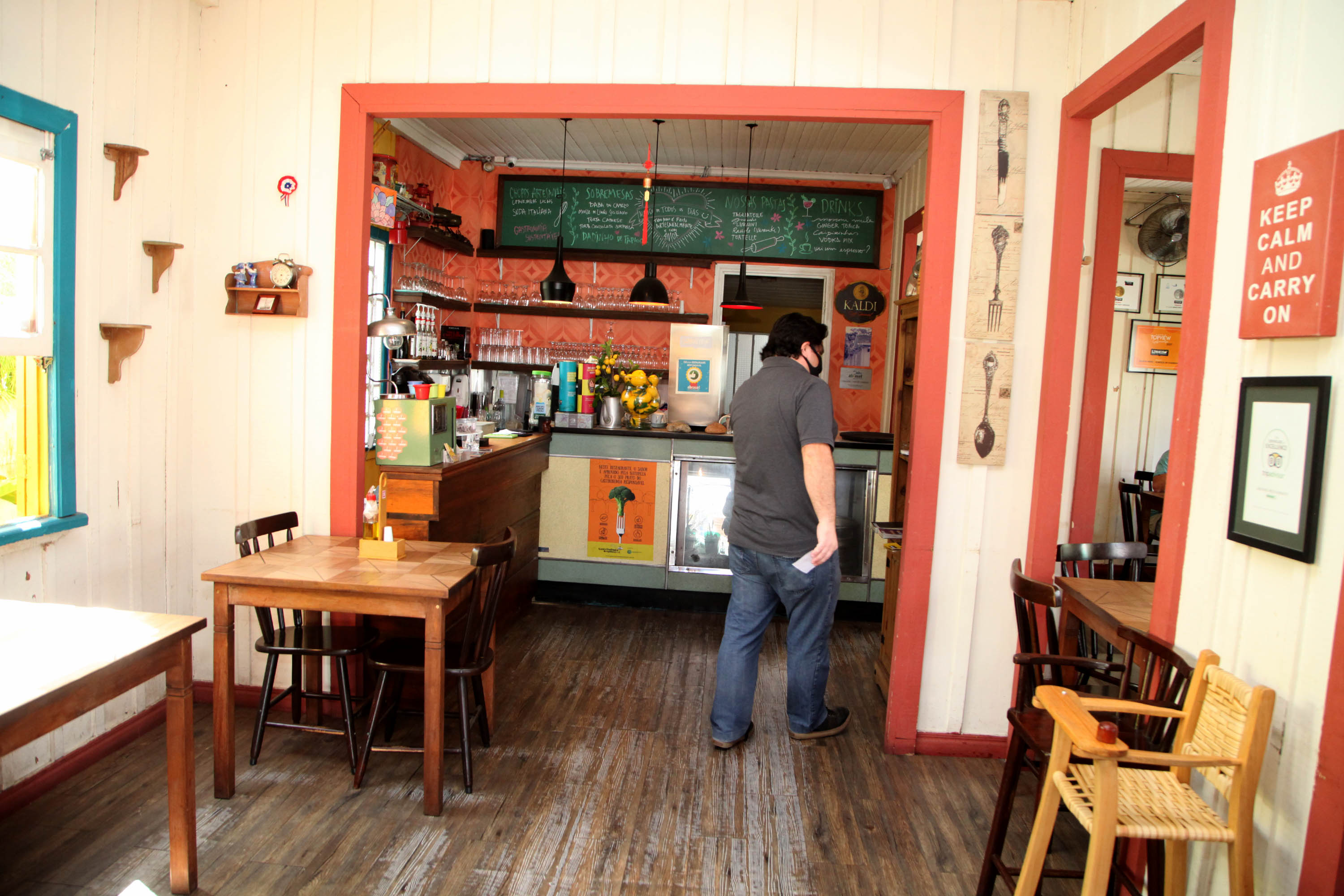 Em ano de Covid, medidas fiscais amenizam crise nas empresas. Foto: Ari Dias/AEN