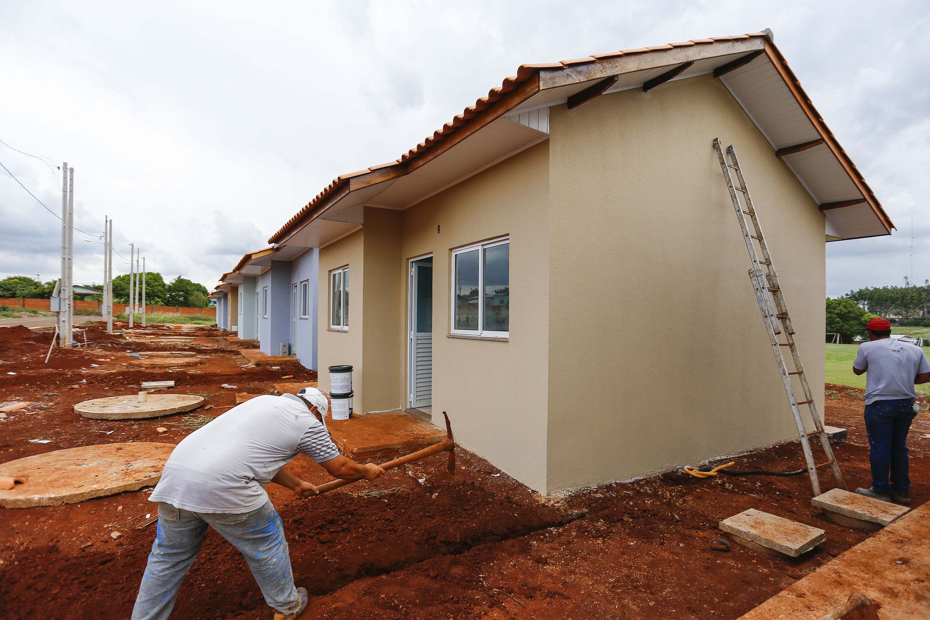 SANTA TEREZA DO OESTE - 02-12-2020 -OBRAS DE CASAS POPULARES -  Foto: Jonathan Campos/ AEN