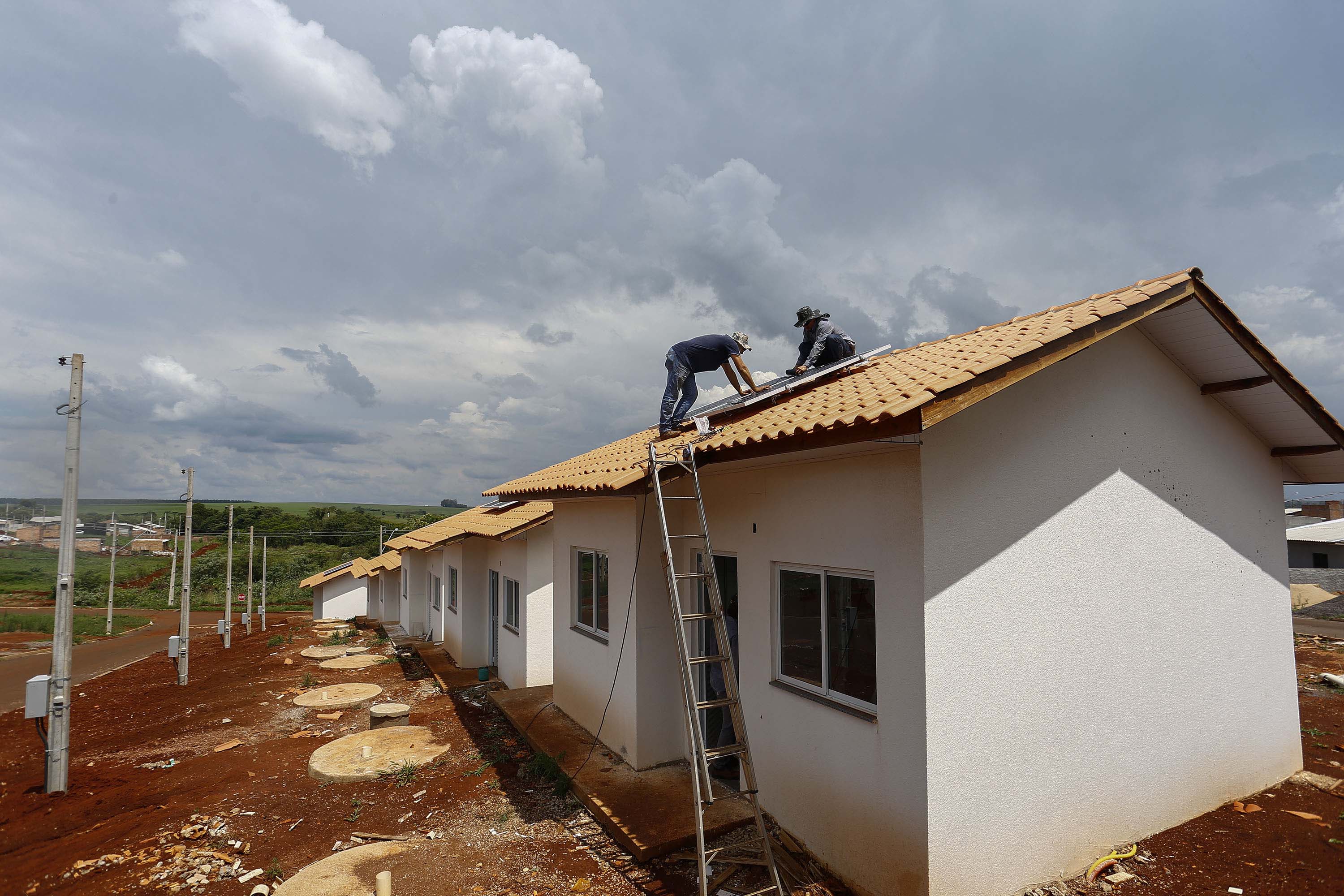SANTA TEREZA DO OESTE - 02-12-2020 -OBRAS DE CASAS POPULARES -  Foto: Jonathan Campos/ AEN