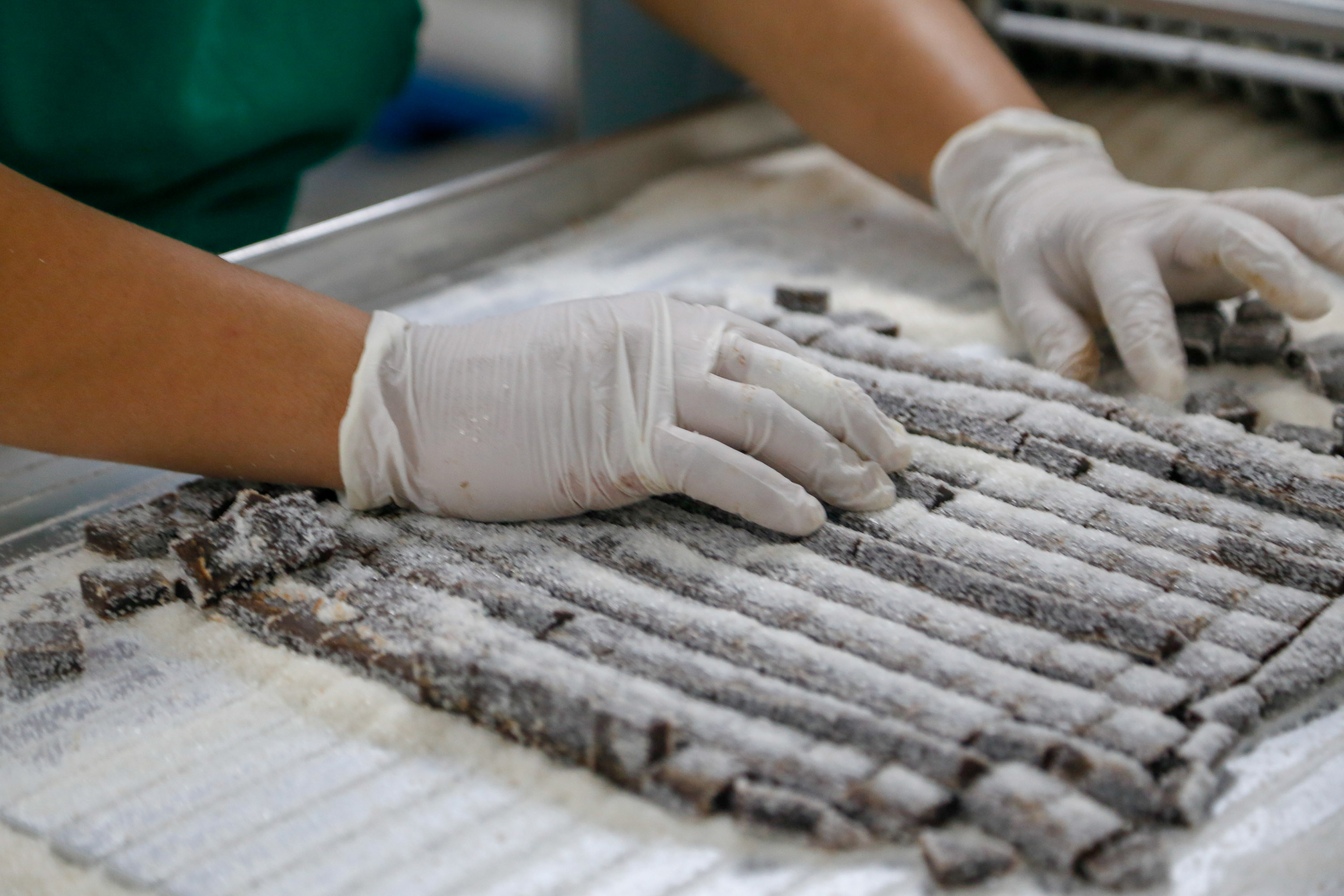 Balas, pescados e cachaça: a riqueza dos produtos do Litoral.Foto Gilson Abreu/AEN