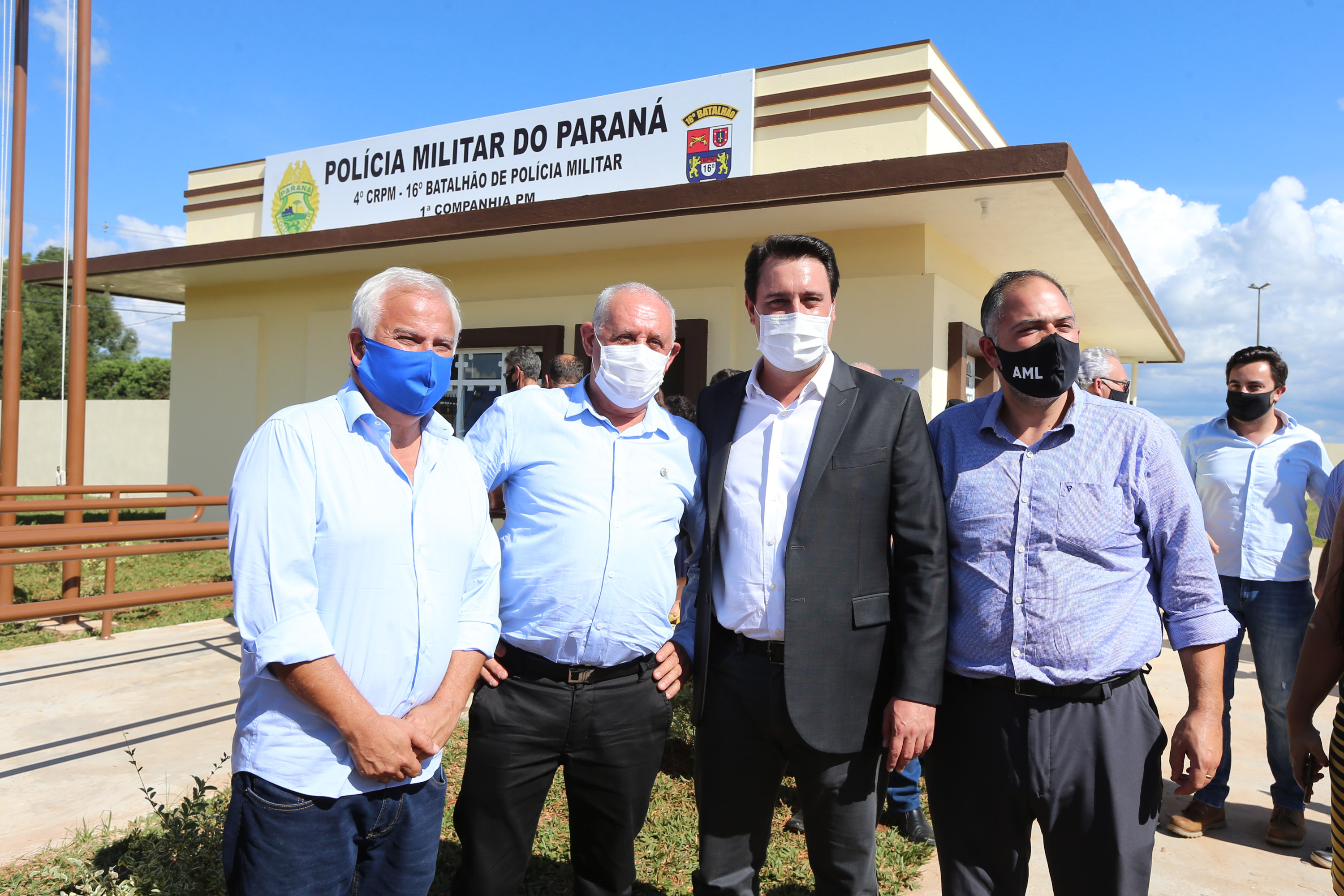 Um investimento do Governo do Estado vai reforçar a segurança do distrito de Entre Rios, área rural de Guarapuava, na região Central do Paraná. Nesta segunda-feira (11), o governador Carlos Massa Ratinho Junior esteve na localidade para a inauguração da nova sede Destacamento da Polícia Militar instalada no distrito.  Entre Rios, Guarapuava, 11/01/2021  -  Foto: Geraldo Bubniak/AEN