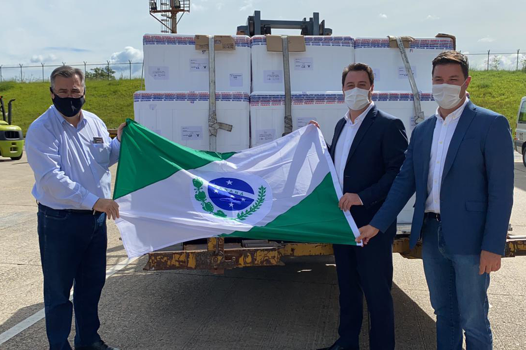 O governador Carlos Massa Ratinho Junior afirmou que a vacinação contra a Covid-19 deve começar nesta segunda-feira (18) no Paraná