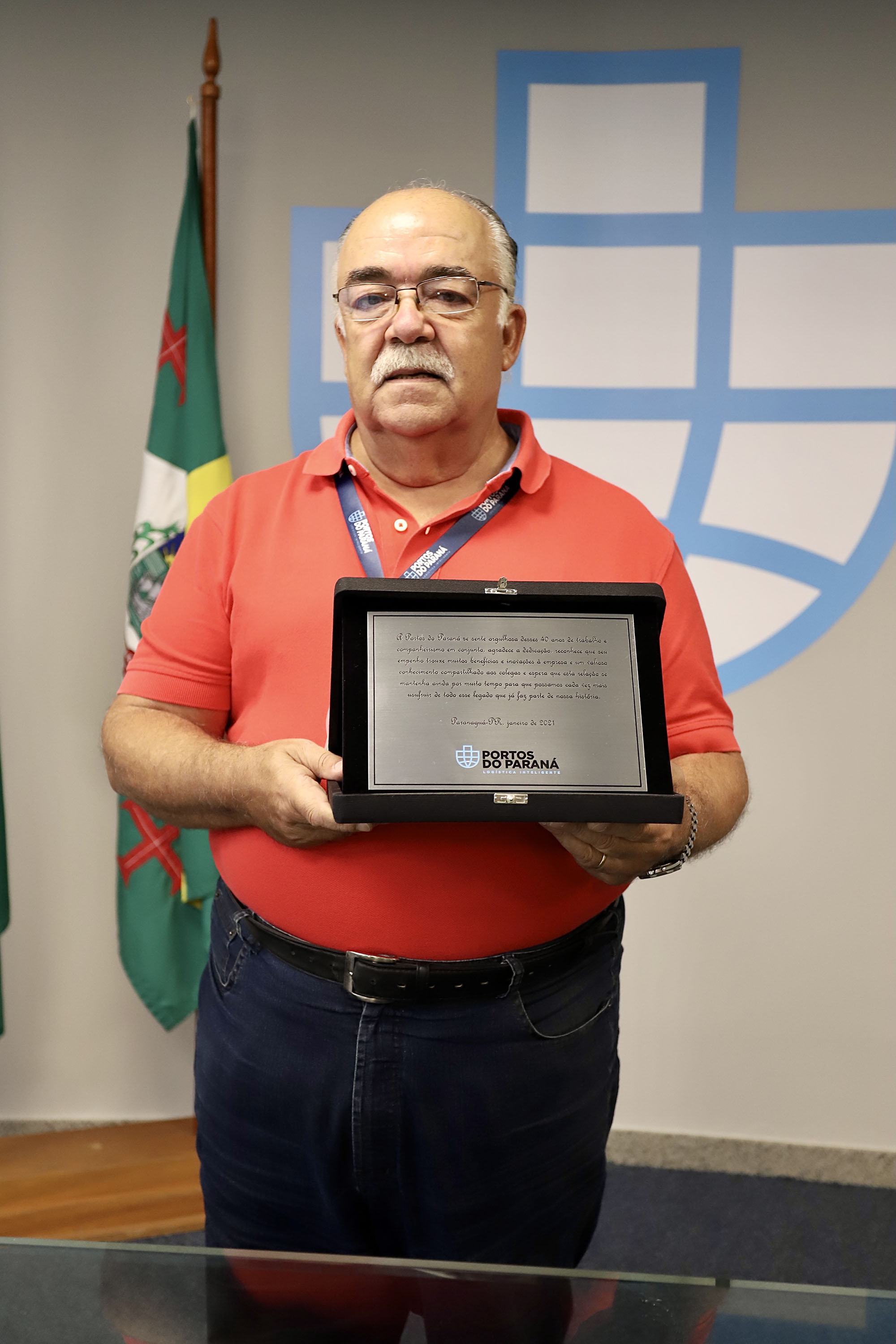 Dia do Portuário marca a essencialidade desses trabalhadores - Comemorada no dia 28 de janeiro, a data ressalta o trabalho de mais de 50 mil homens e mulheres, no Brasil, 3,1 mil no Paraná, que atuam no transporte internacional de cargas e são essenciais para economia mundial -  Foto: Claudio Neves/Portos do Paraná