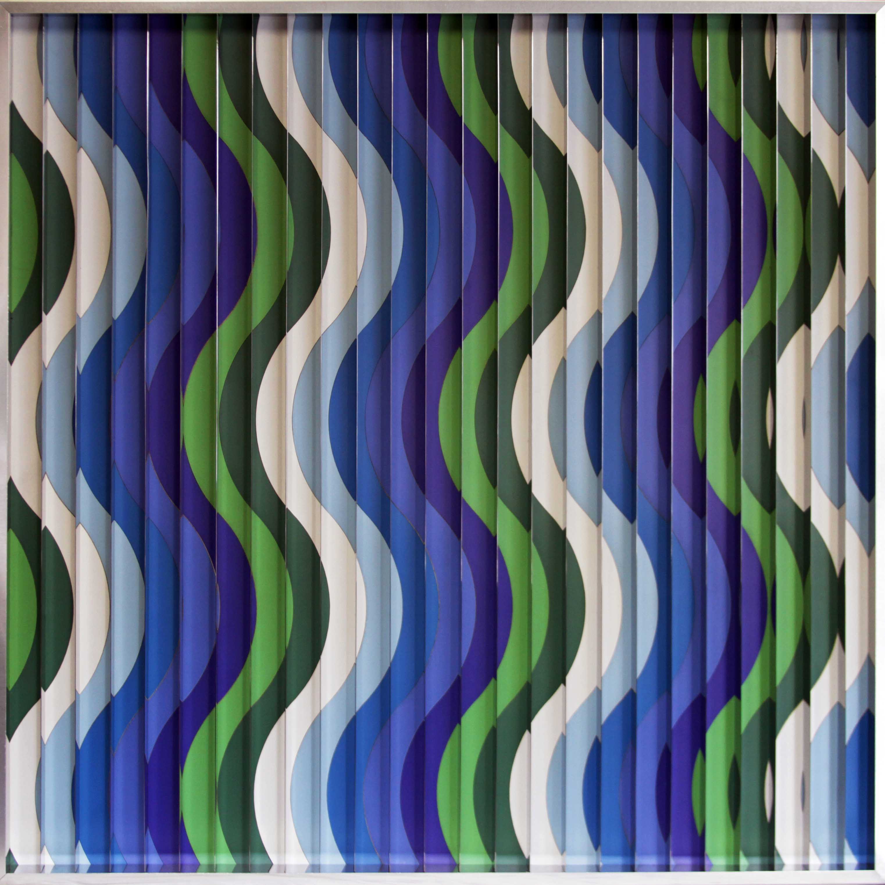 Cópia de Espaço Reflexo Infinito 2020 aço, aluminio, LDAP e madeira, 115 X 115cm.jpg