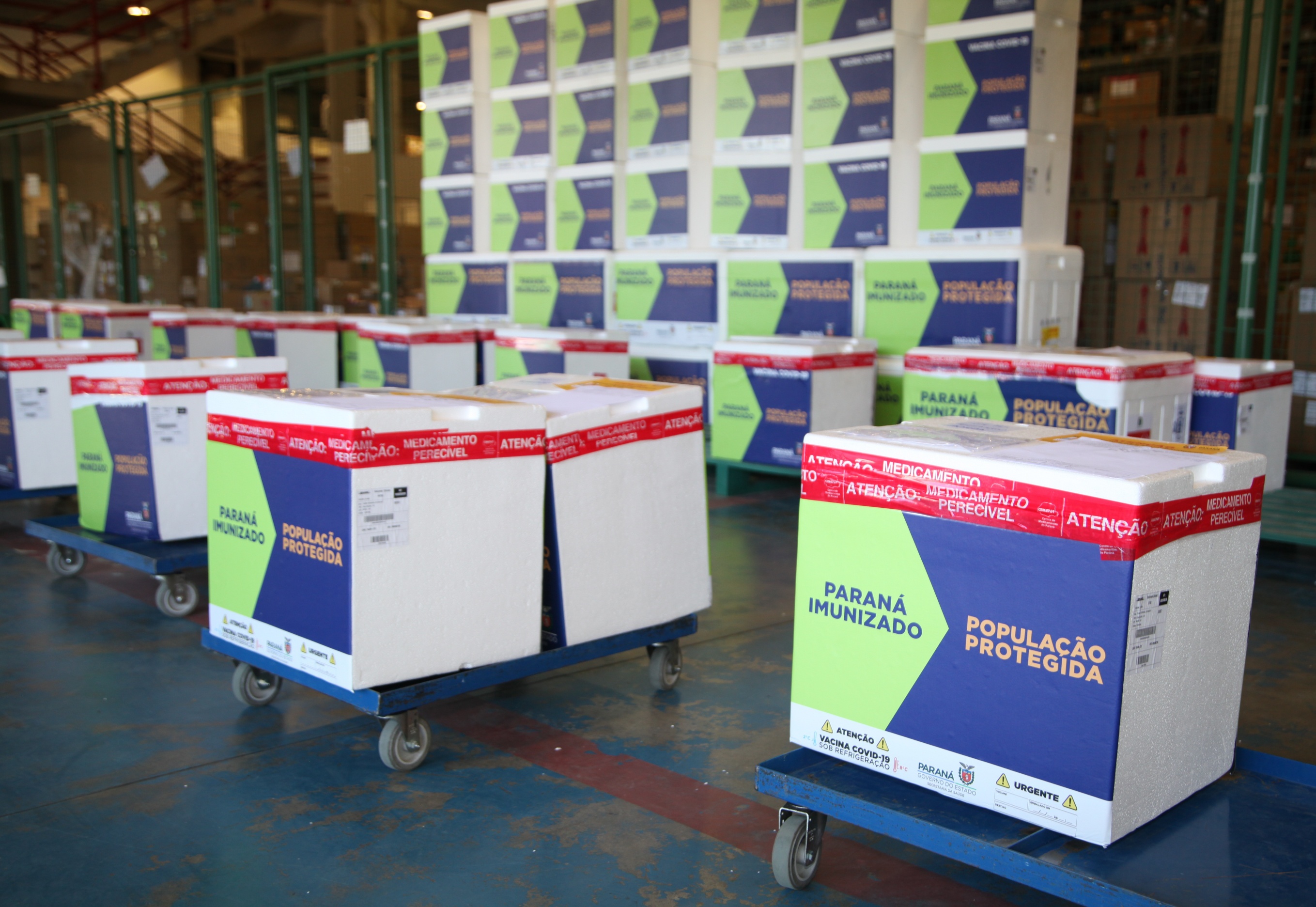 xCom a chegada do quarto lote, Paraná começa a vacinar idosos. Foto: Ari Dias/AEN