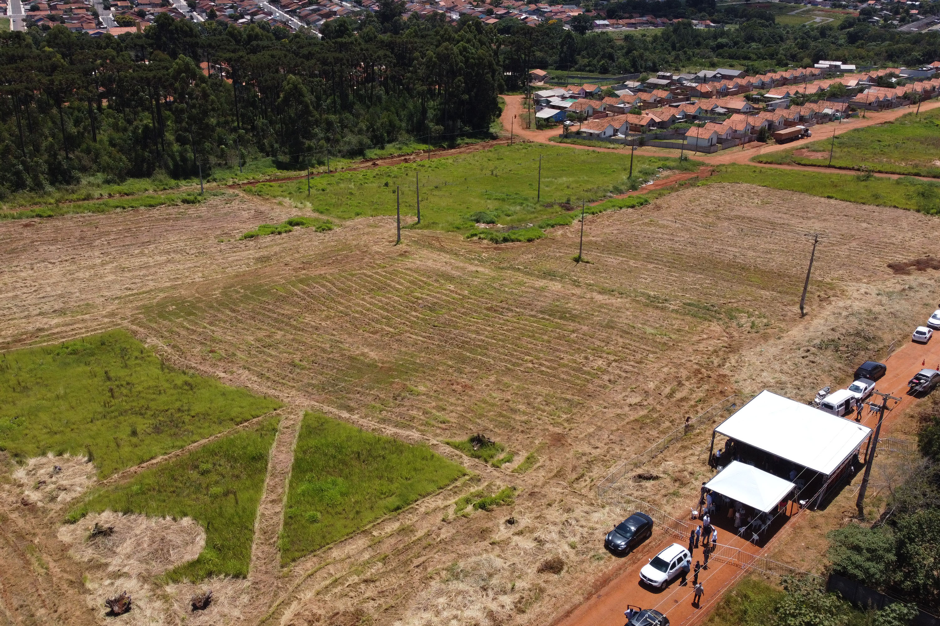 O governador Carlos Massa Ratinho Junior autorizou nesta segunda-feira (22) a ordem de serviço para a construção de um Condomínio do Idoso em Ponta Grossa, nos Campos Gerais.  -  Ponta Grossa, 22/02/2021  -  Foto: Jonathan Campos/AEN
