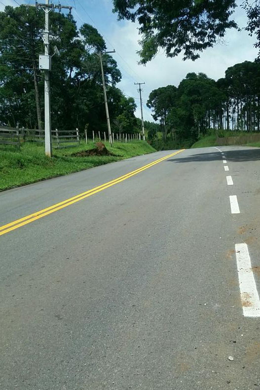 O Departamento de Estradas de Rodagem do Paraná (DER/PR) realizou melhorias em 7,6 quilômetros da PR-092, no trecho entre Rio Branco do Sul e a ponte sobre o Rio Piedade, na Região Metropolitana de Curitiba.  -  Curitiba, 23/02/2021  -  Foto: Divulgação DER