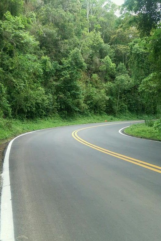 O Departamento de Estradas de Rodagem do Paraná (DER/PR) realizou melhorias em 7,6 quilômetros da PR-092, no trecho entre Rio Branco do Sul e a ponte sobre o Rio Piedade, na Região Metropolitana de Curitiba.  -  Curitiba, 23/02/2021  -  Foto: Divulgação DER