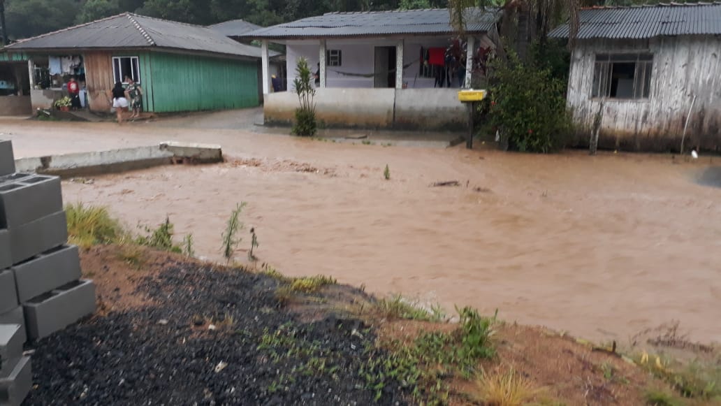 Boletim de Ocorrências da Coordenadoria Estadual da Defesa Civil divulgado na manhã desta quarta-feira (4) mostra que os temporais atingiram nove municípios e danificaram 164 residências. Foto: SISDC/Defesa Civil