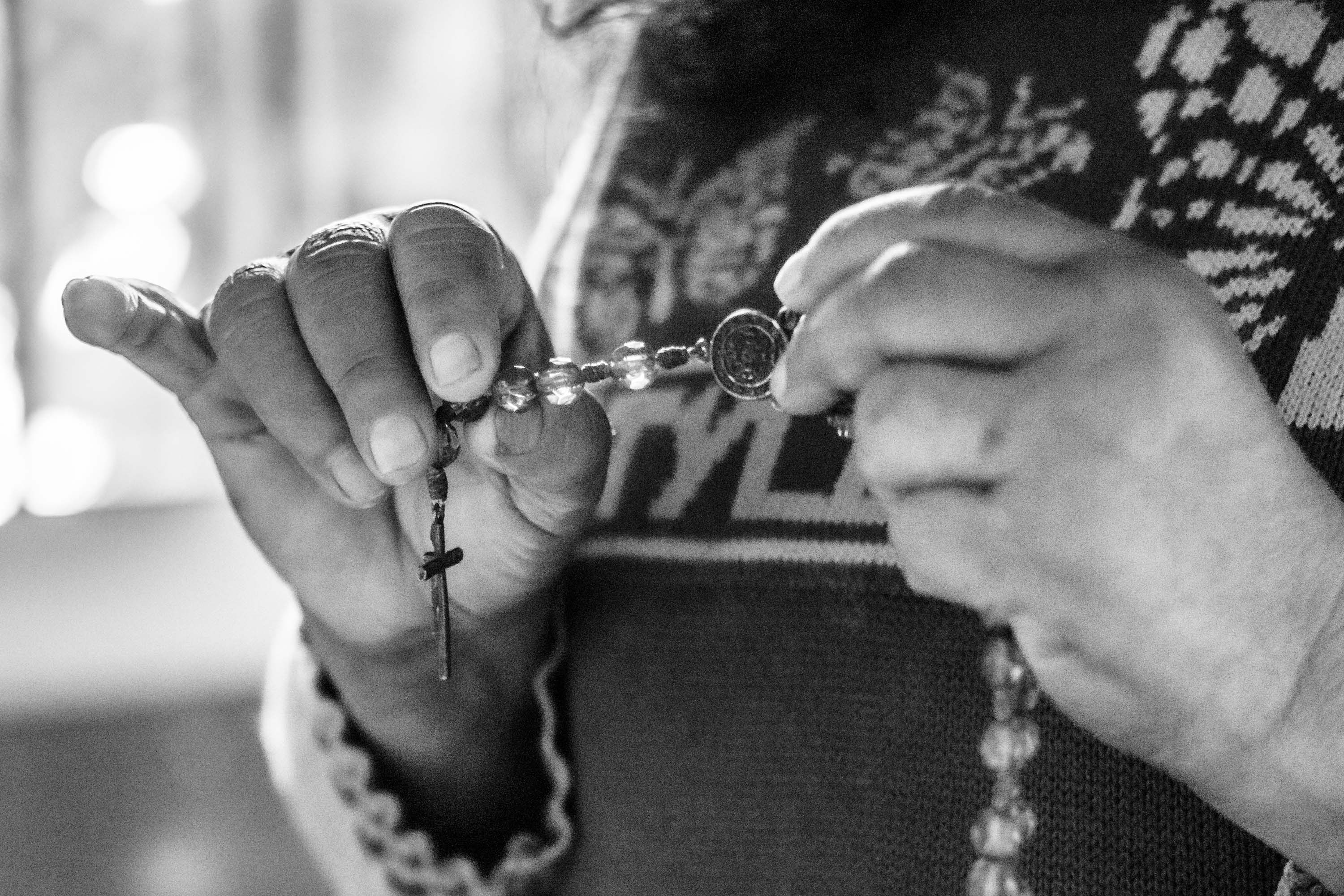 Em parceria com o Museu de Arqueologia e Etnologia da Universidade Federal do Paraná (MAE-UFPR), o MUPA promoverá uma série de atividades online relacionadas às benzedeiras paranaenses, abordando o universo de fé e vida das benzedeiras da região Centro-Sul do Paraná, a diversidade de suas práticas de cura e conhecimentos de plantas medicinais. Foto: Douglas Frois- Acervo MAEUFPR