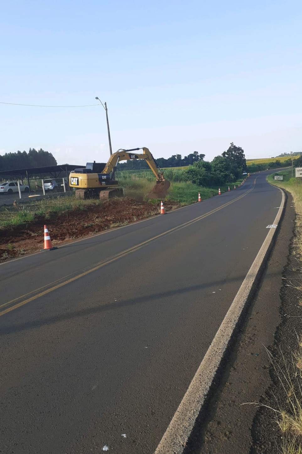 O Departamento de Estradas de Rodagem do Paraná (DER/PR) deu início à obra de adequação de trechos com curvas acentuadas da rodovia PR-562, entre o município de Coronel Vivida e o distrito de Vista Alegre, na região Sudoeste do estado.  -  Curitiba, 17/03/2021  -  Foto: Divulgação DER