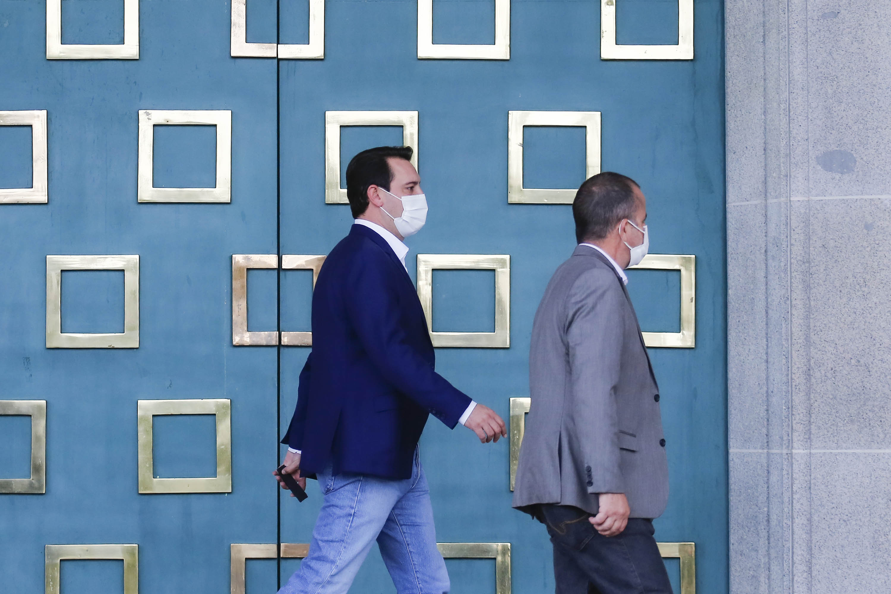 Comunidade portuária arrecada 9 mil cestas básicas para doação[gravata] Funcionários dos portos do Paraná, empresas e órgãos que atuam em Paranaguá e Antonina participam da segunda edição da campanha Cesta Solidária, promovida pela Superintendência Geral de Ação Solidária (SGAS). Foram arrecadadas 125 toneladas de alimentos, parte deles entregues nesta quarta-feira (31) ao governador Carlos Massa Ratinho Junior.  -  Curitiba, 31/03/2021  -  Foto: Jonathan Campos/AEN