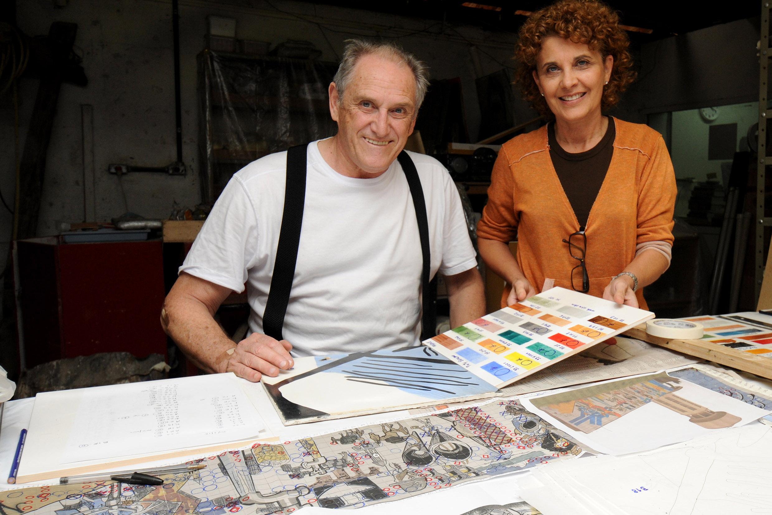 Painel de Poty Lazzarotto sobre o saneamento completa 25 anos. Na foto, obra de Poty restaurada por Elvo Benito Damo e Maria Helena Saparolli  -  Curitiba, 01/04/2021  -  Foto: Divulgação Sanepar