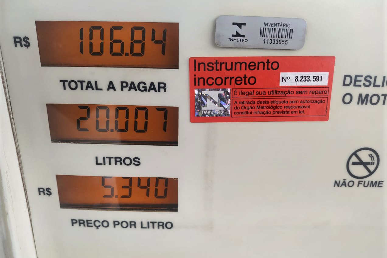 O Instituto de Pesos e Medidas do Paraná (Ipem-PR) participou da ação nacional comandada pelo Instituto Nacional de Metrologia, Qualidade e Tecnologia ? Inmetro, que fiscalizou bombas de combustíveis em todo país. -  Curitiba, 07/04/2021  -  Foto: IPEM