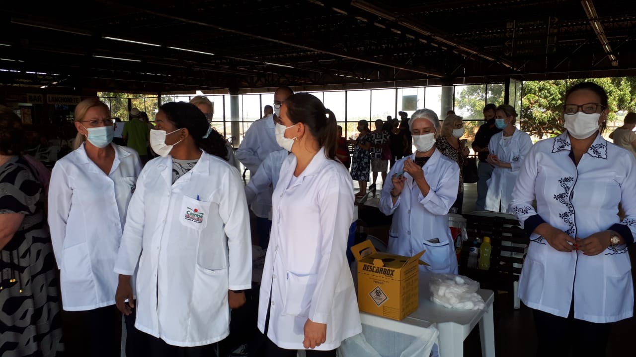 Vacinação contra a Covid-19 em Cambé. Foto:SESA