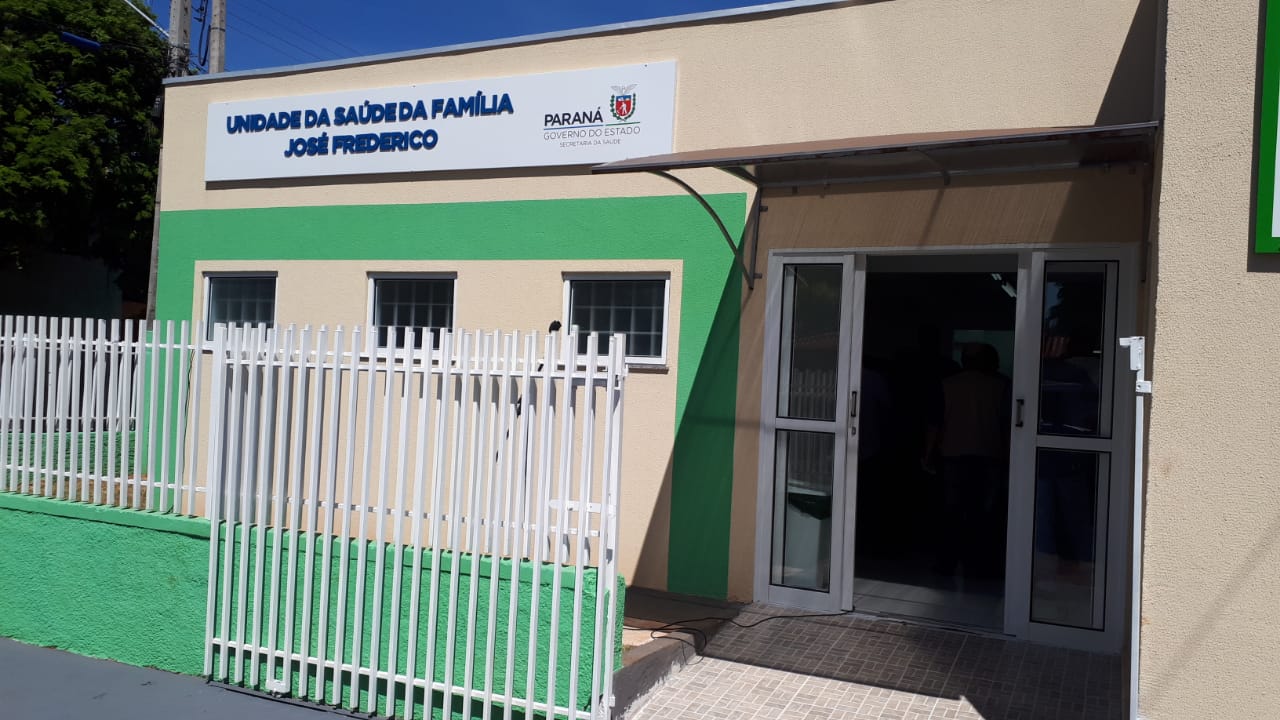 Vacinação contra a Covid-19 em Sertaneja. Foto:SESA