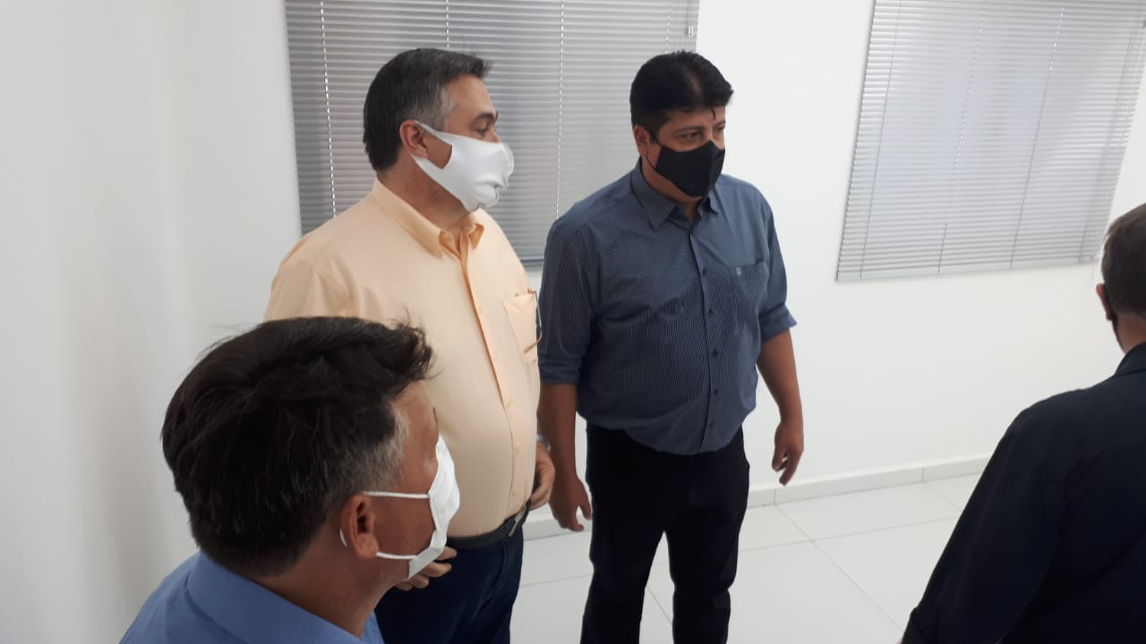 Vacinação contra a Covid-19 em Sertaneja. Foto:SESA