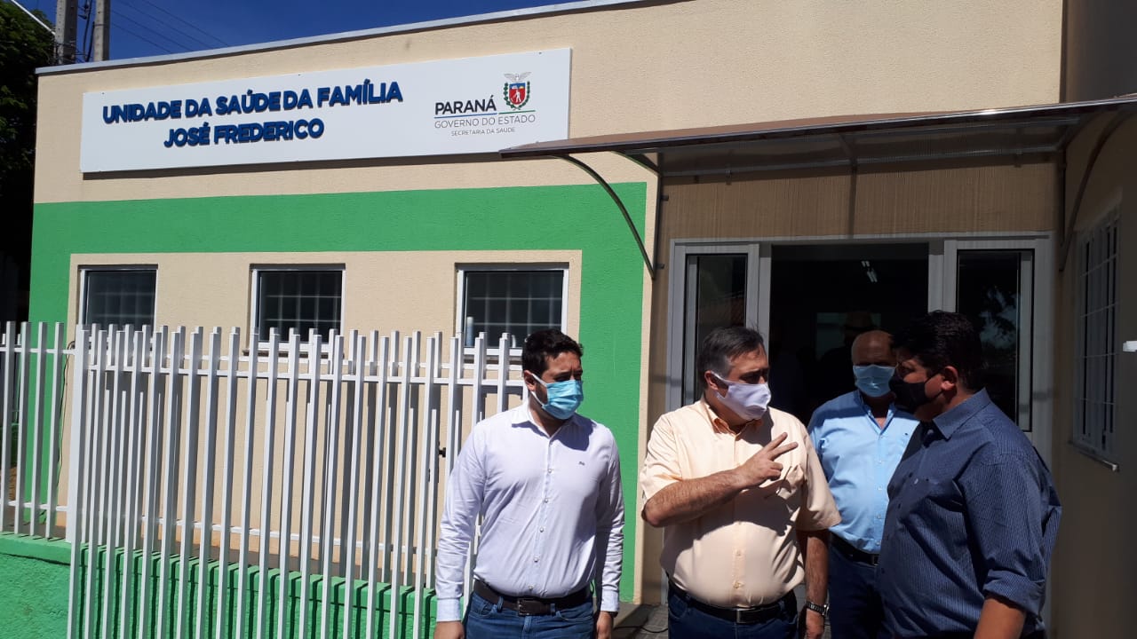 Vacinação contra a Covid-19 em Sertaneja. Foto:SESA