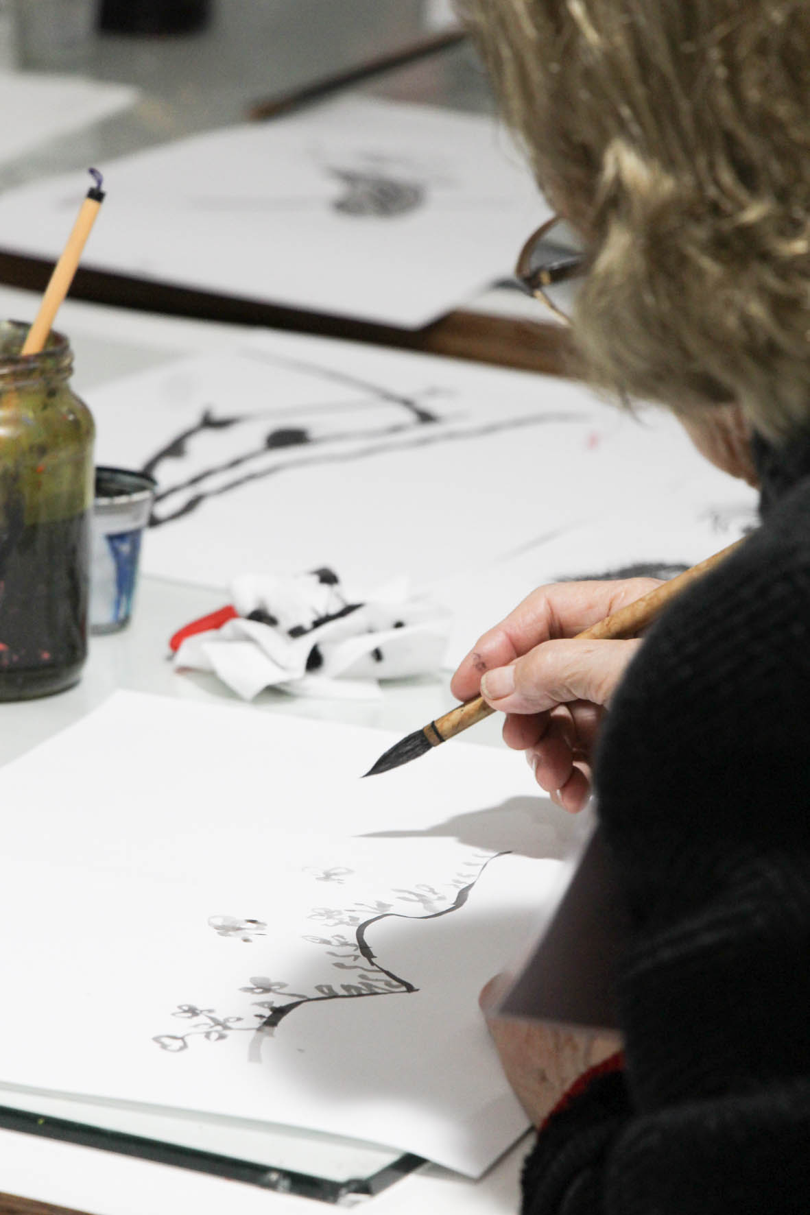 Arte para Maiores
O premiado Arte para Maiores, que ganhou versão virtual em 2020, se mantém em formato online. Todos os participantes cadastrados recebem por WhatsApp vídeos com mediações e sugestões de oficinas variadas. - Foto: Maita Franco/MON