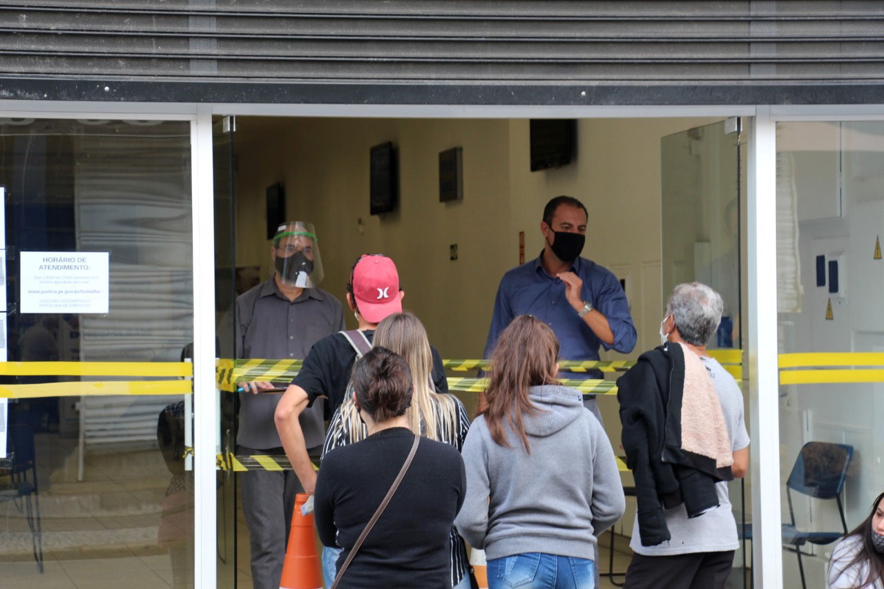 Agência do Trabalghador de Curitiba  -  Foto: SEJUF