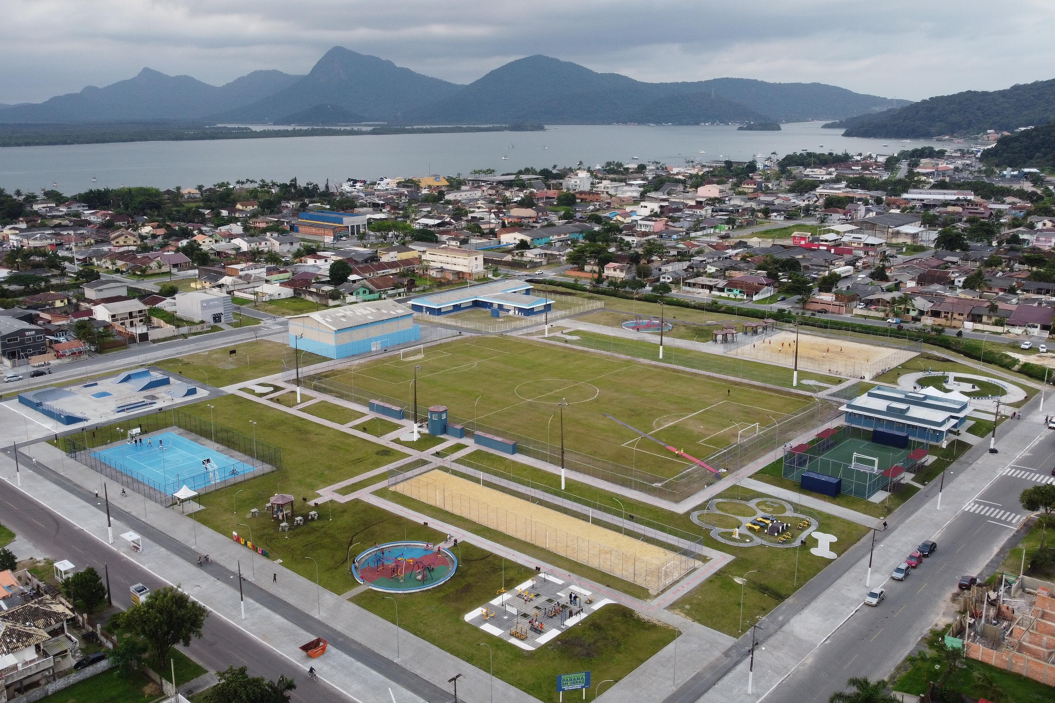 250 anos da fundação de Guaratuba,  - inauguração das obras que contaram com o apoio do Governo do Estado, como Parque Municipal e o Centro de Atendimento à Infância e Adolescência.
Foto: Jonathan Campos/AEN