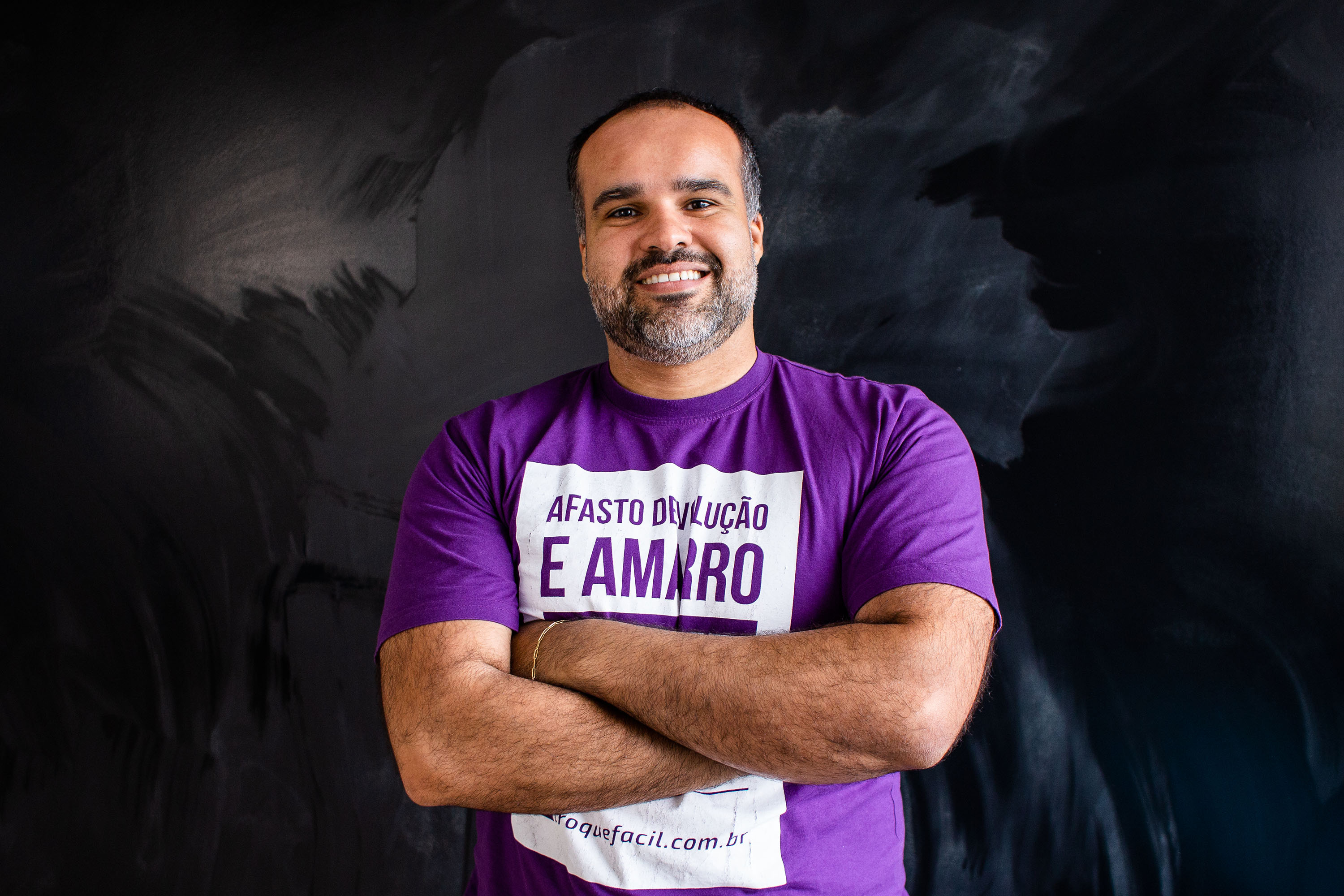 Outro exemplo de empresa que cresceu no boom de digitalização de processos é a Aftersale, criada para automatizar o atendimento pós-vendas no comércio virtual como trocas, devoluções e rastreio de pedidos feitos por e-commerce, retendo e fidelizando clientes. Na foto, o CEO da empresa, Leo Frade.  -  Curitiba, 10/05/2021  -  Foto: Divulgação