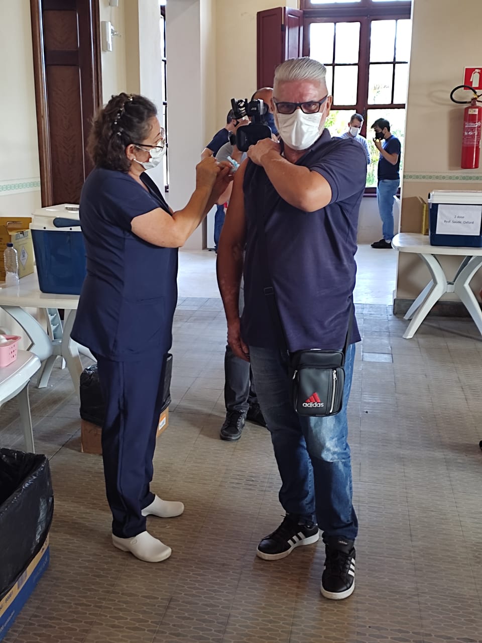 Vacinação de professores. Paranaguá. Foto:SEED
